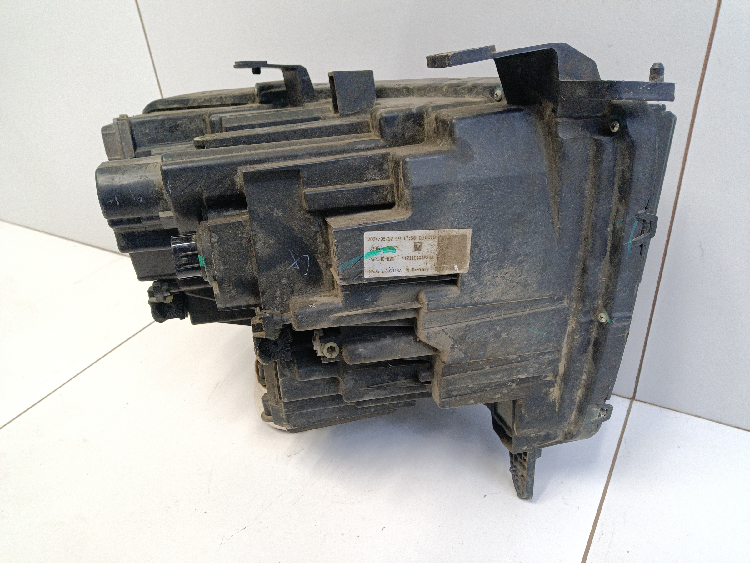 Фара передняя левая Tank 500 LED