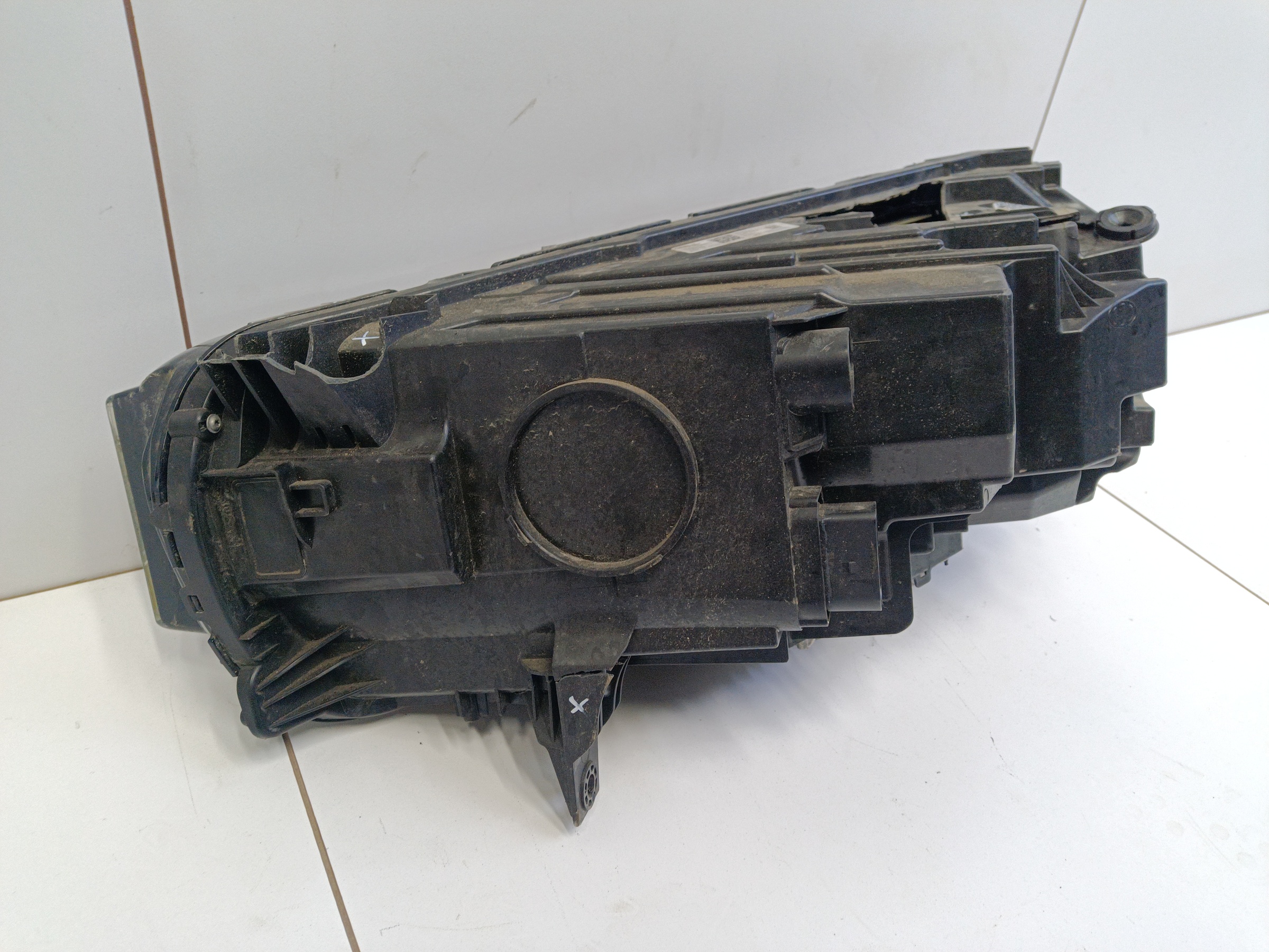 Фара передняя правая Geely Monjaro LED