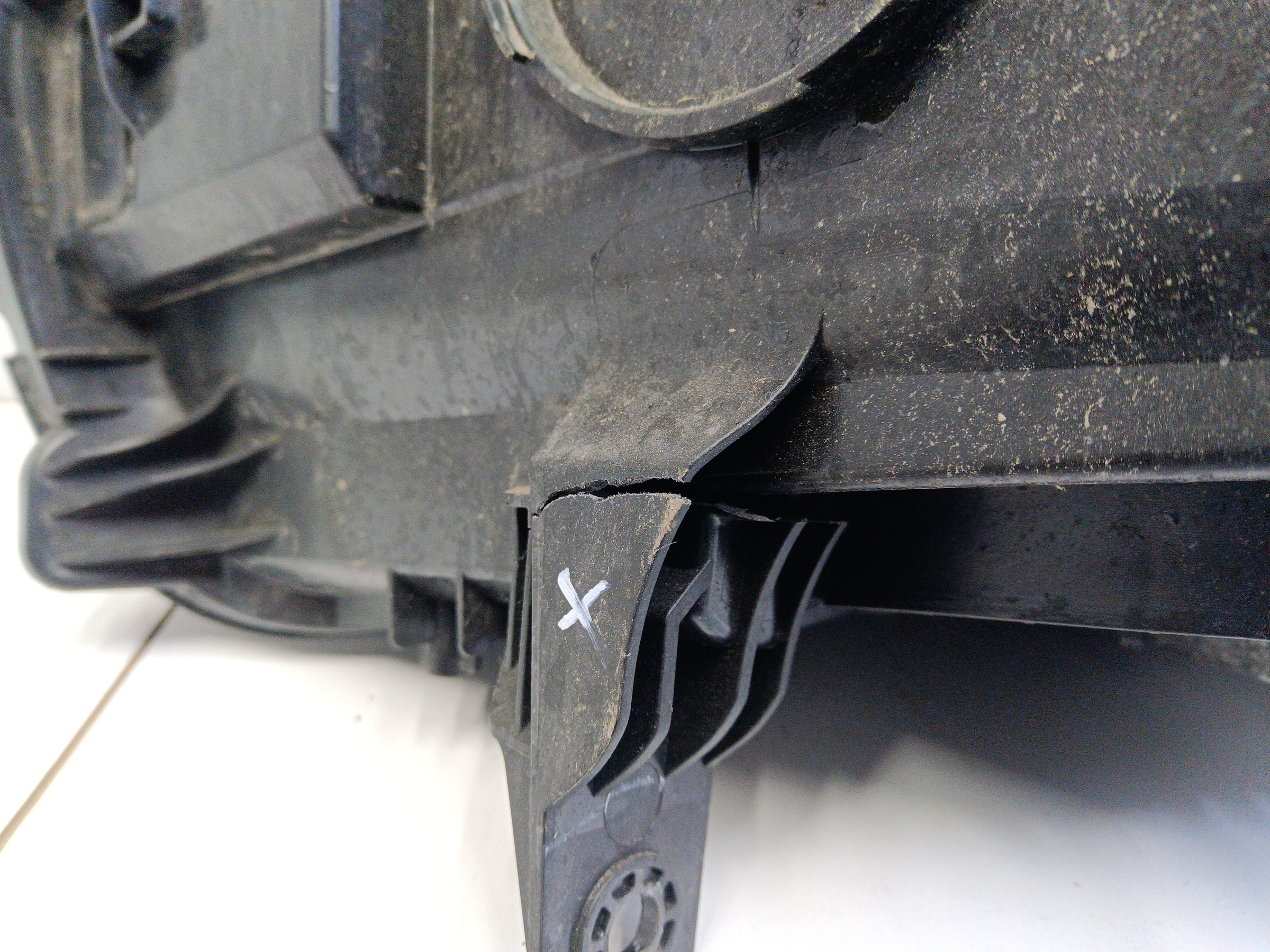 Фара передняя правая Geely Monjaro LED