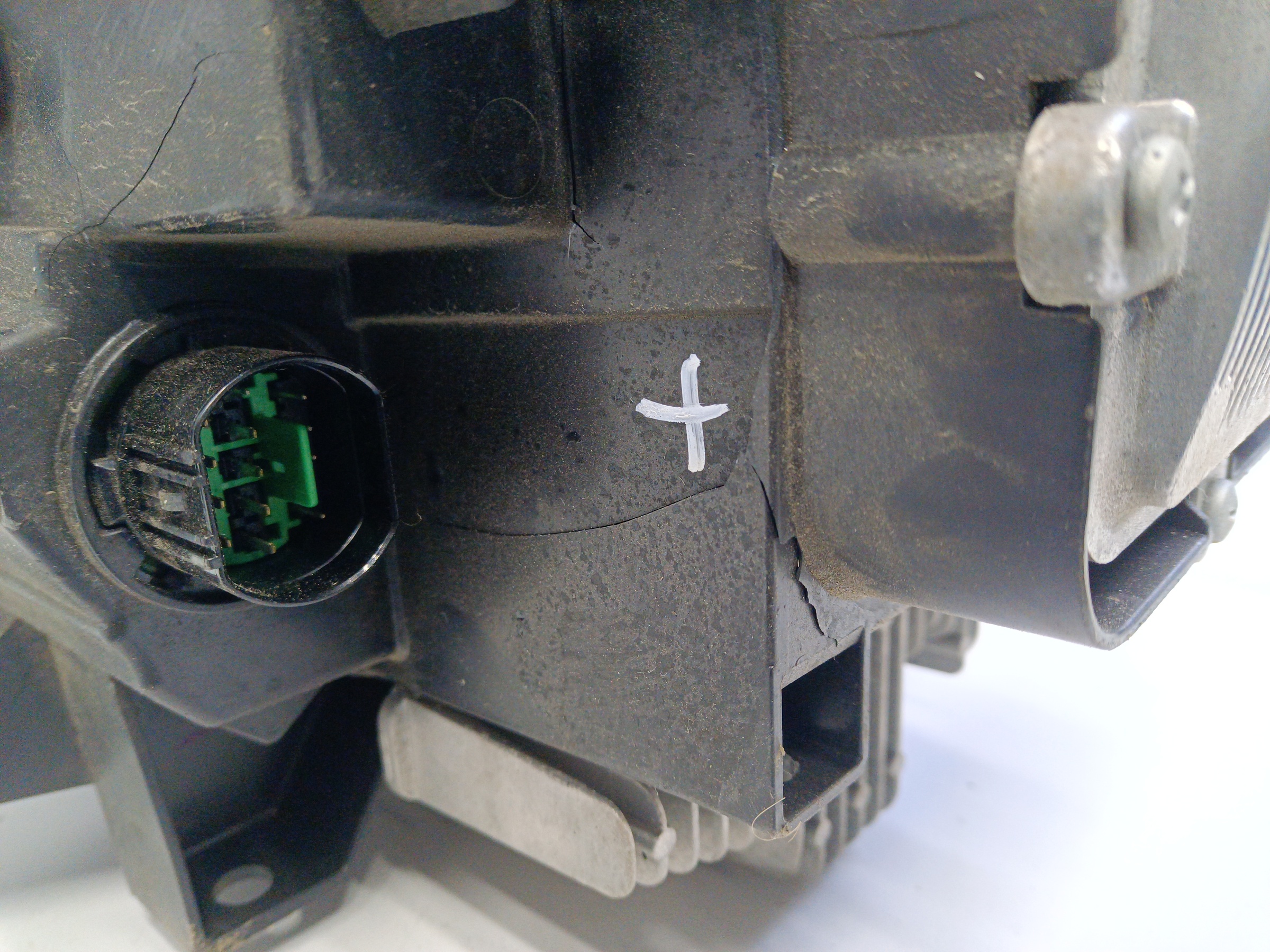 Фара передняя левая Haval Dargo LED