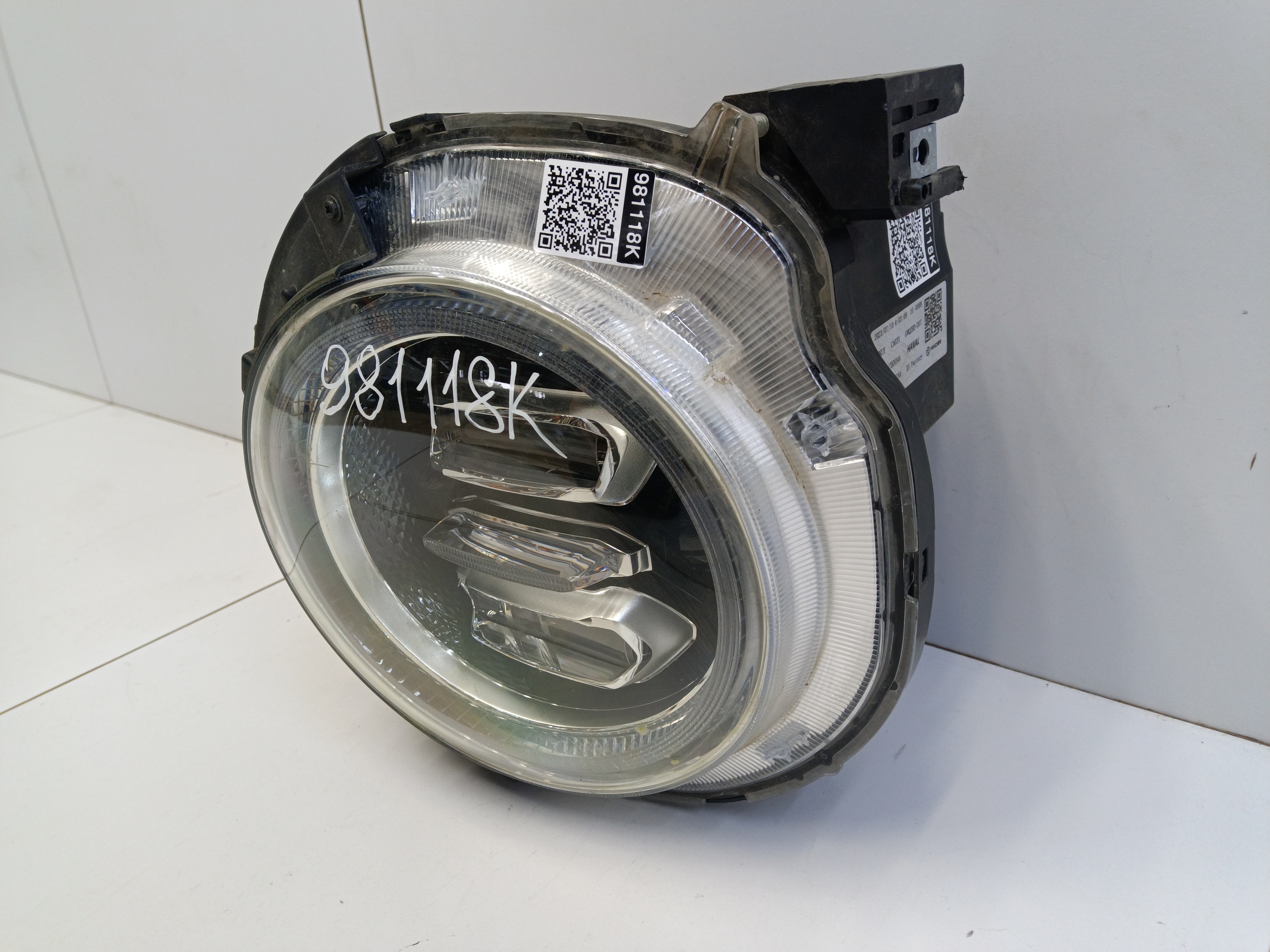 Фара передняя правая Haval Dargo LED