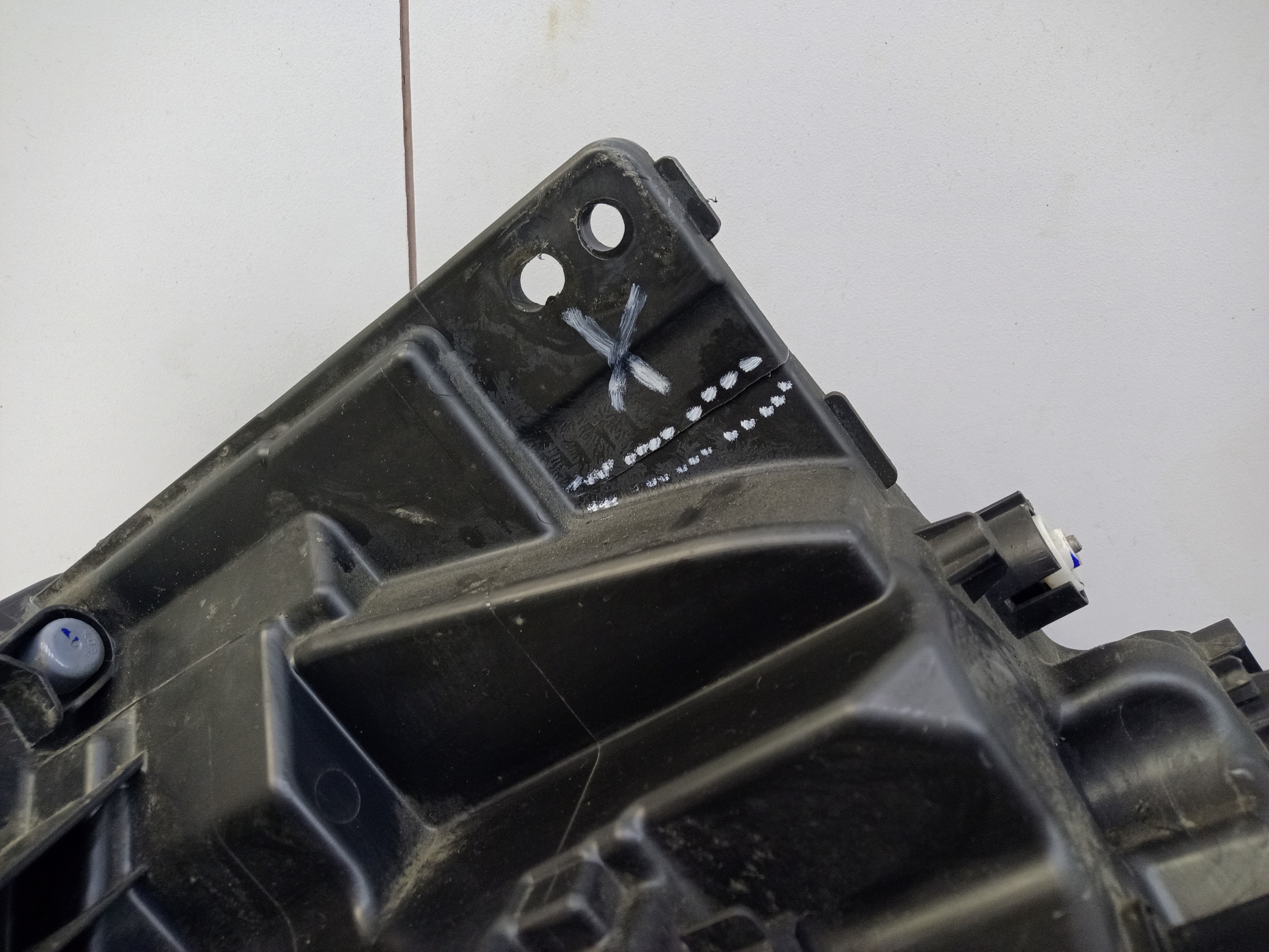 Фара передняя правая Exeed VX LED