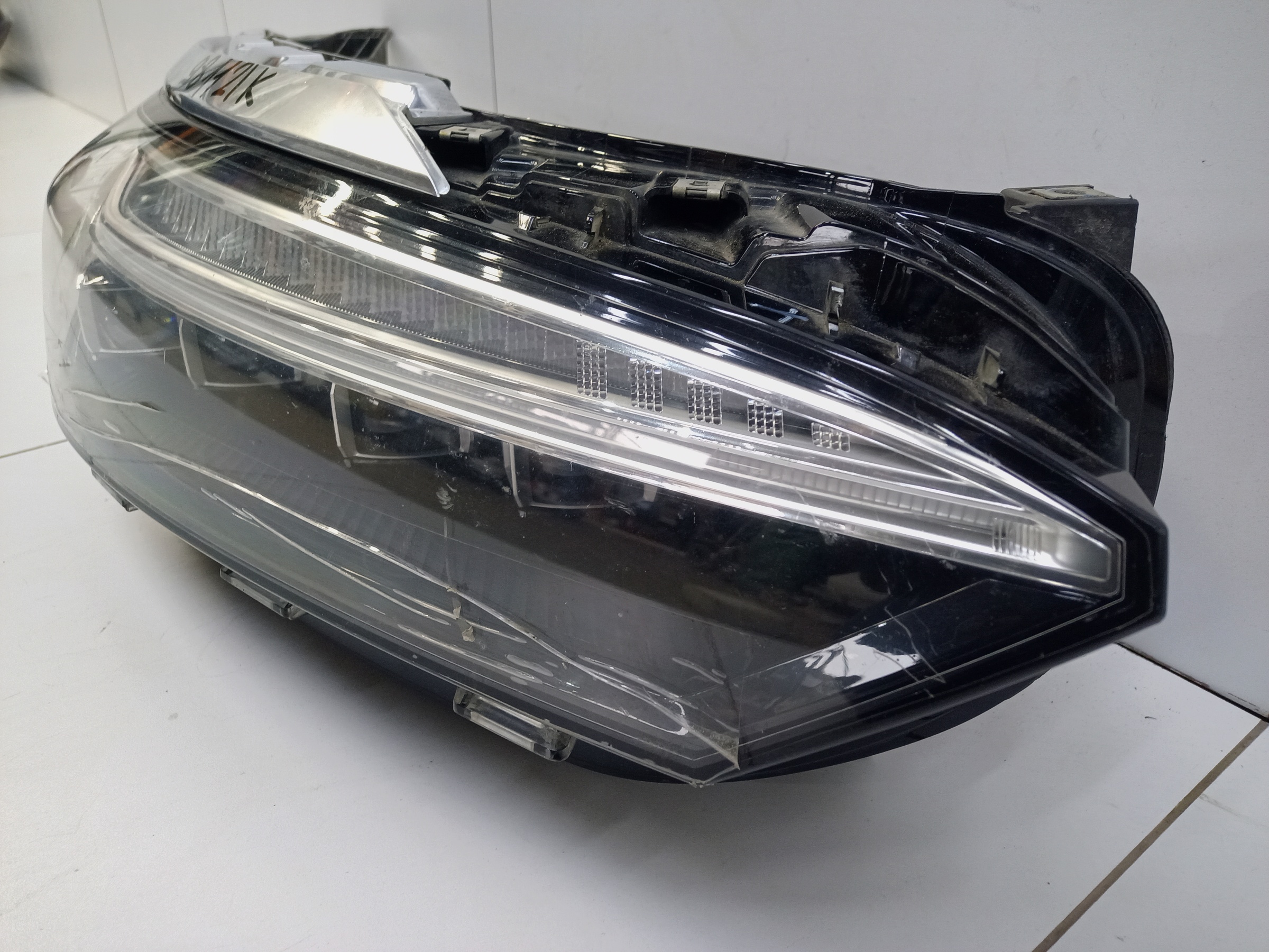 Фара передняя правая Exeed VX LED