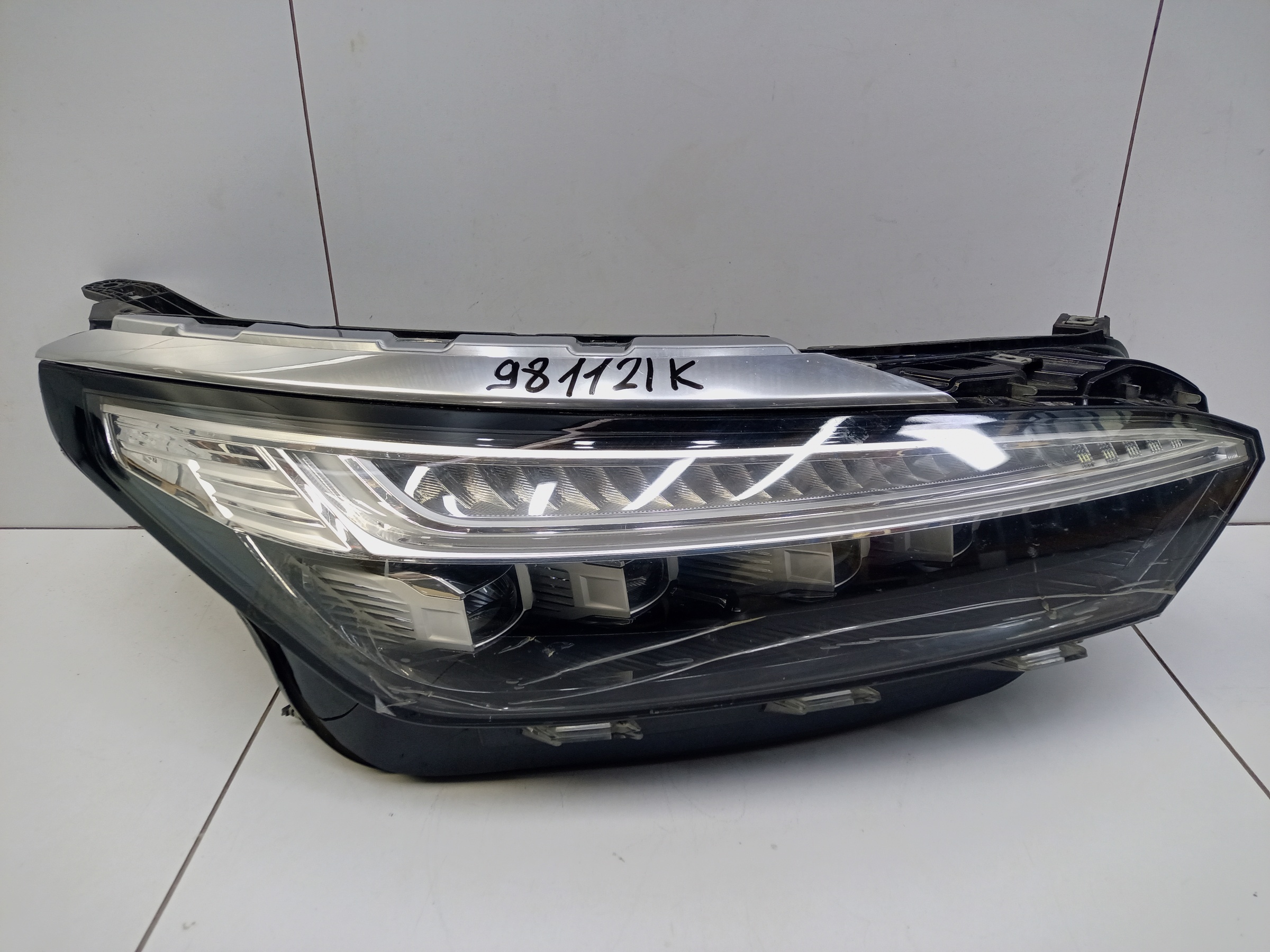 Фара передняя правая Exeed VX LED