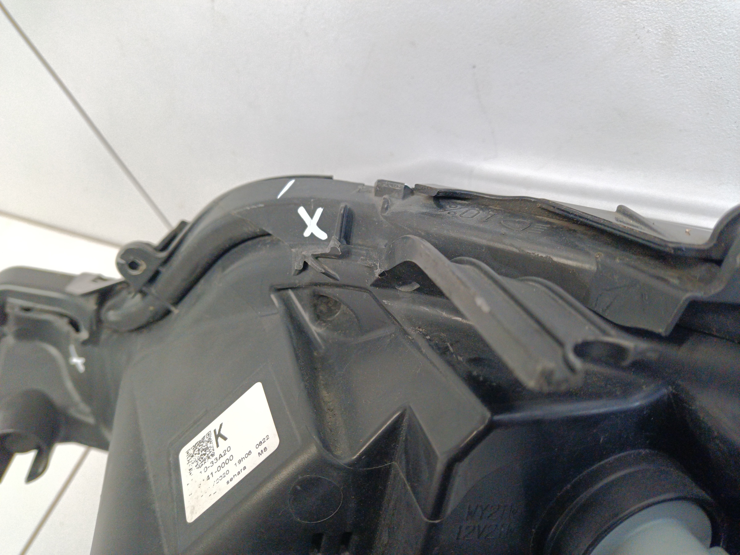 Фара передняя правая Toyota Camry V70 LED под 1 полосу