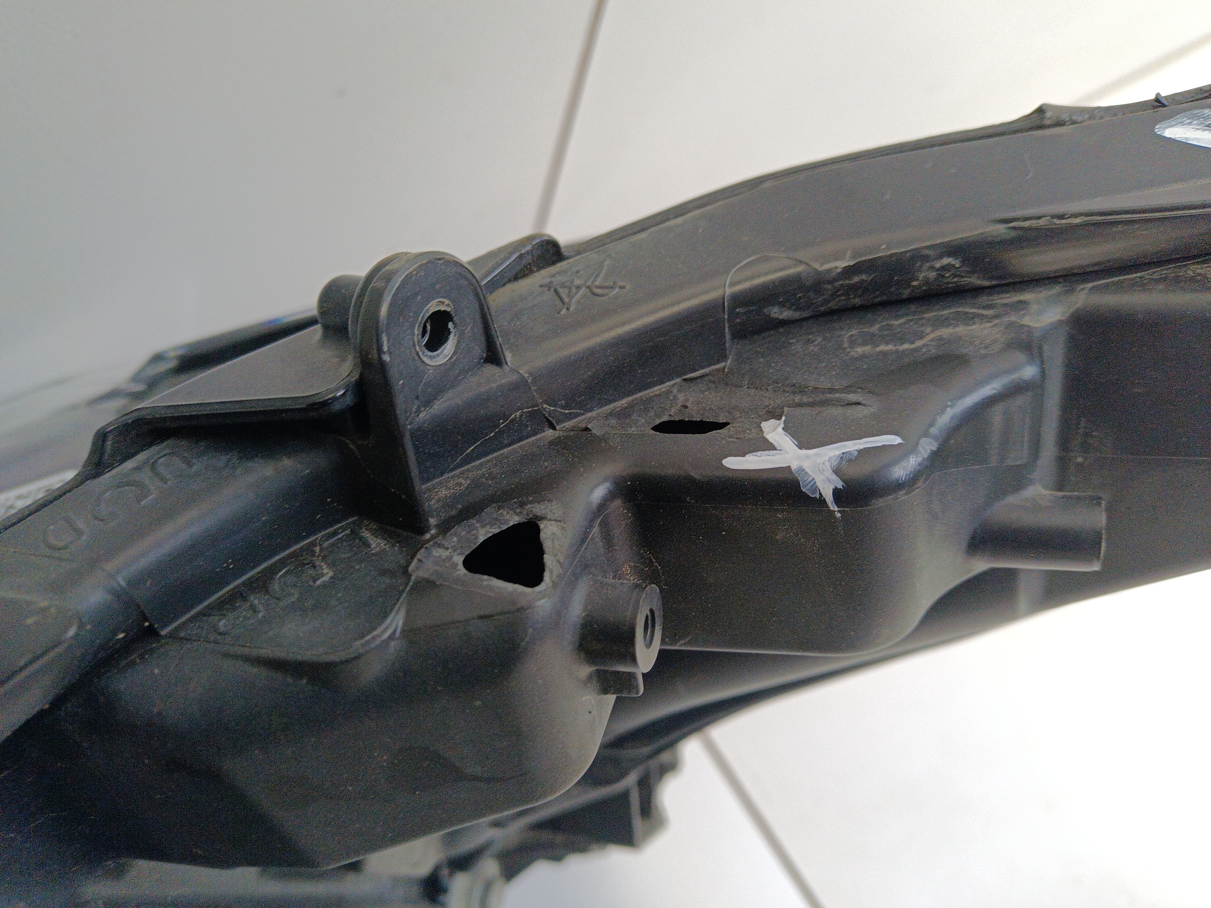 Фара передняя правая Toyota Camry V70 LED под 1 полосу