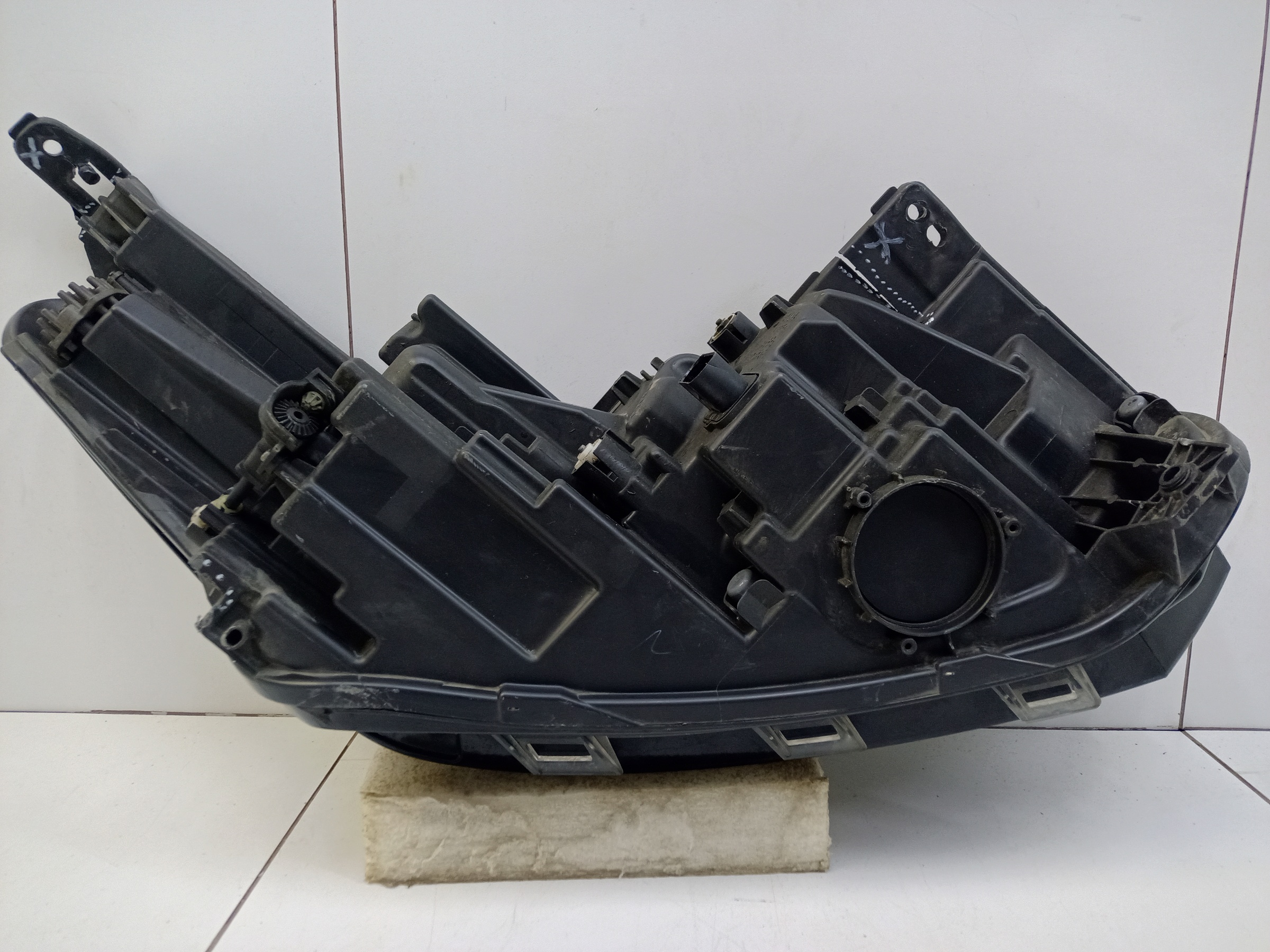 Фара передняя левая Exeed VX LED