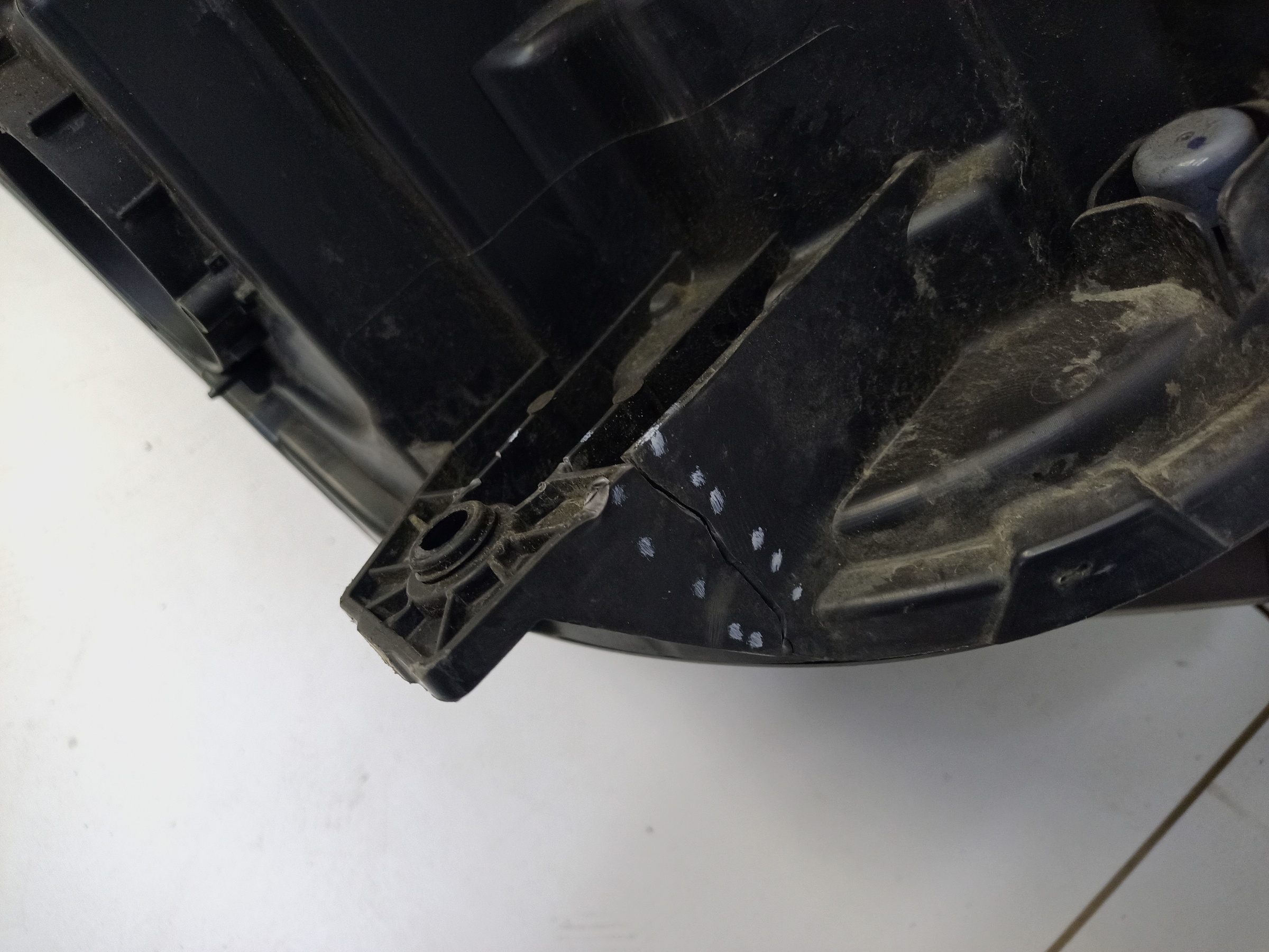 Фара передняя левая Exeed VX LED