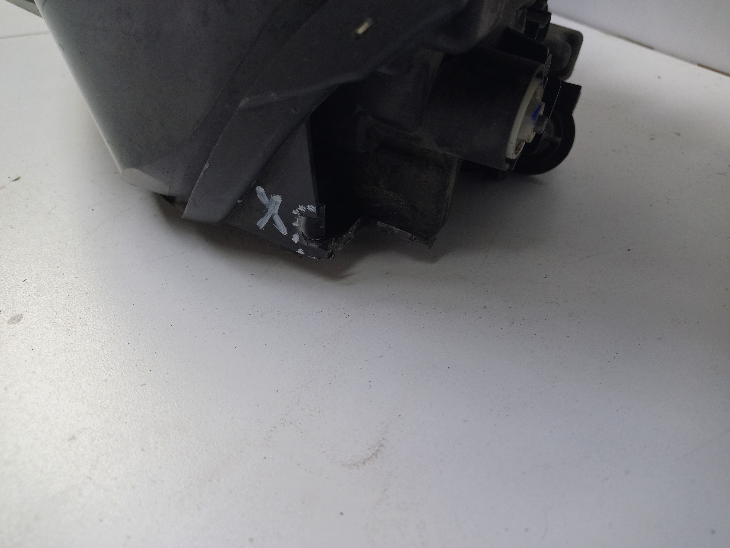 Фара передняя левая Exeed VX LED