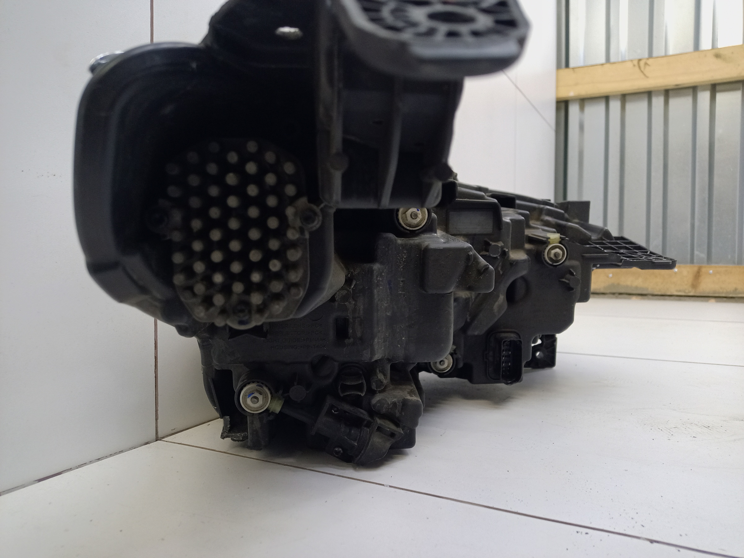 Фара передняя левая Exeed VX LED