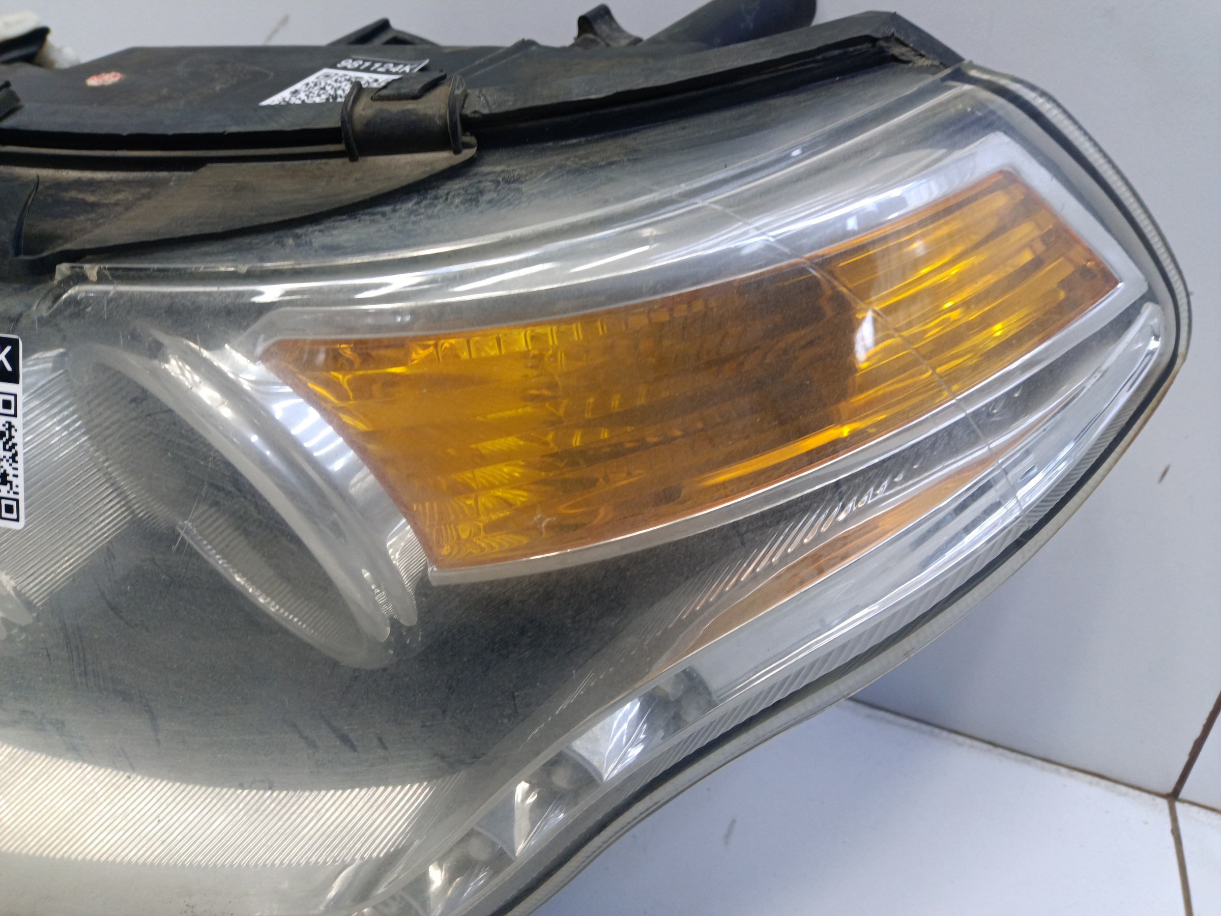 Фара передняя левая UAZ Patriot Restail 2 галоген с ДХО