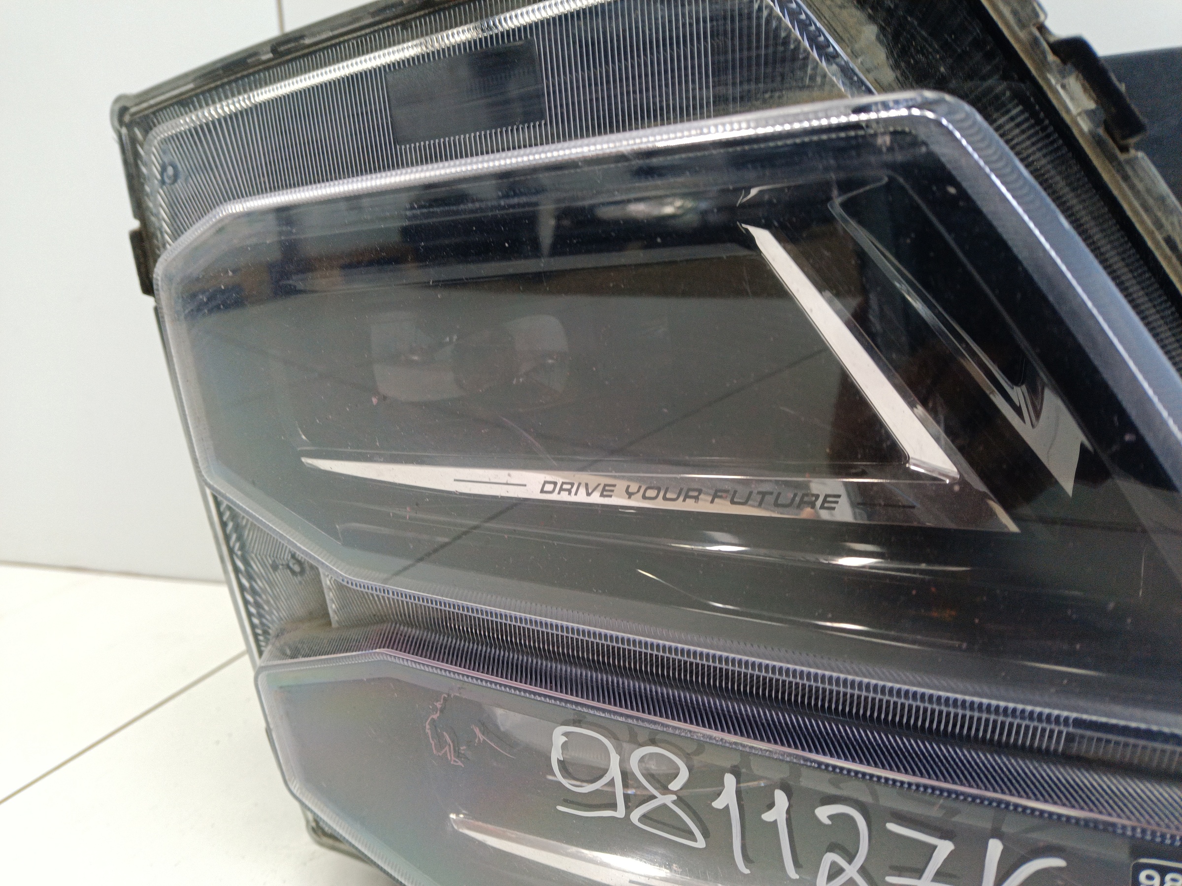 Фара передняя правая Jetour Dashing LED