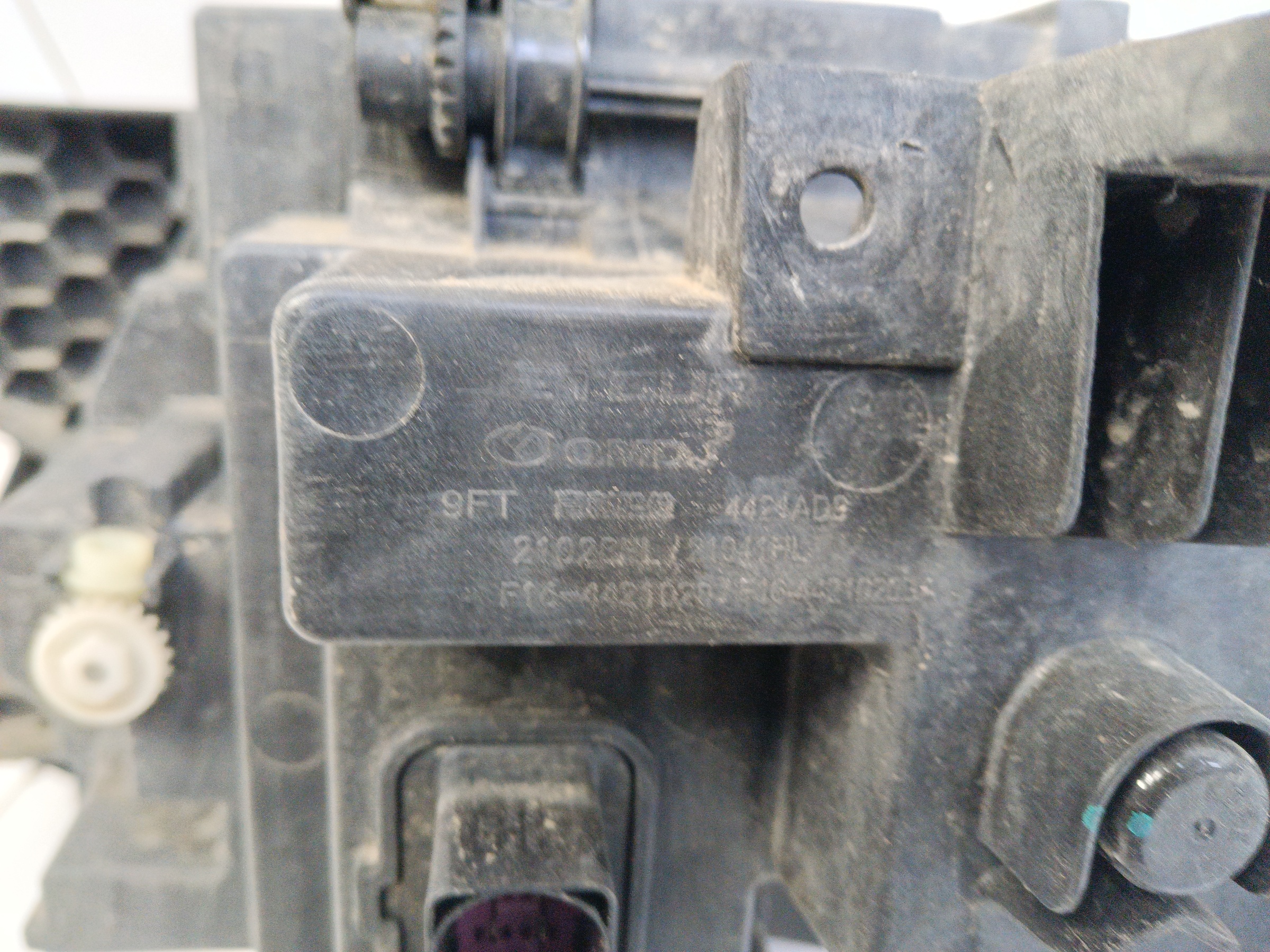 Фара передняя правая Jetour Dashing LED