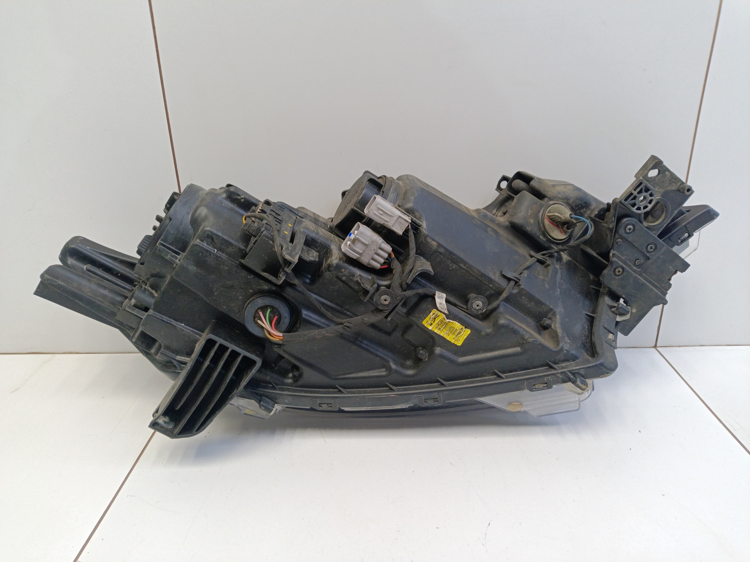 Фара передняя левая Mitsubishi Outlander 3 Restail 2 LED