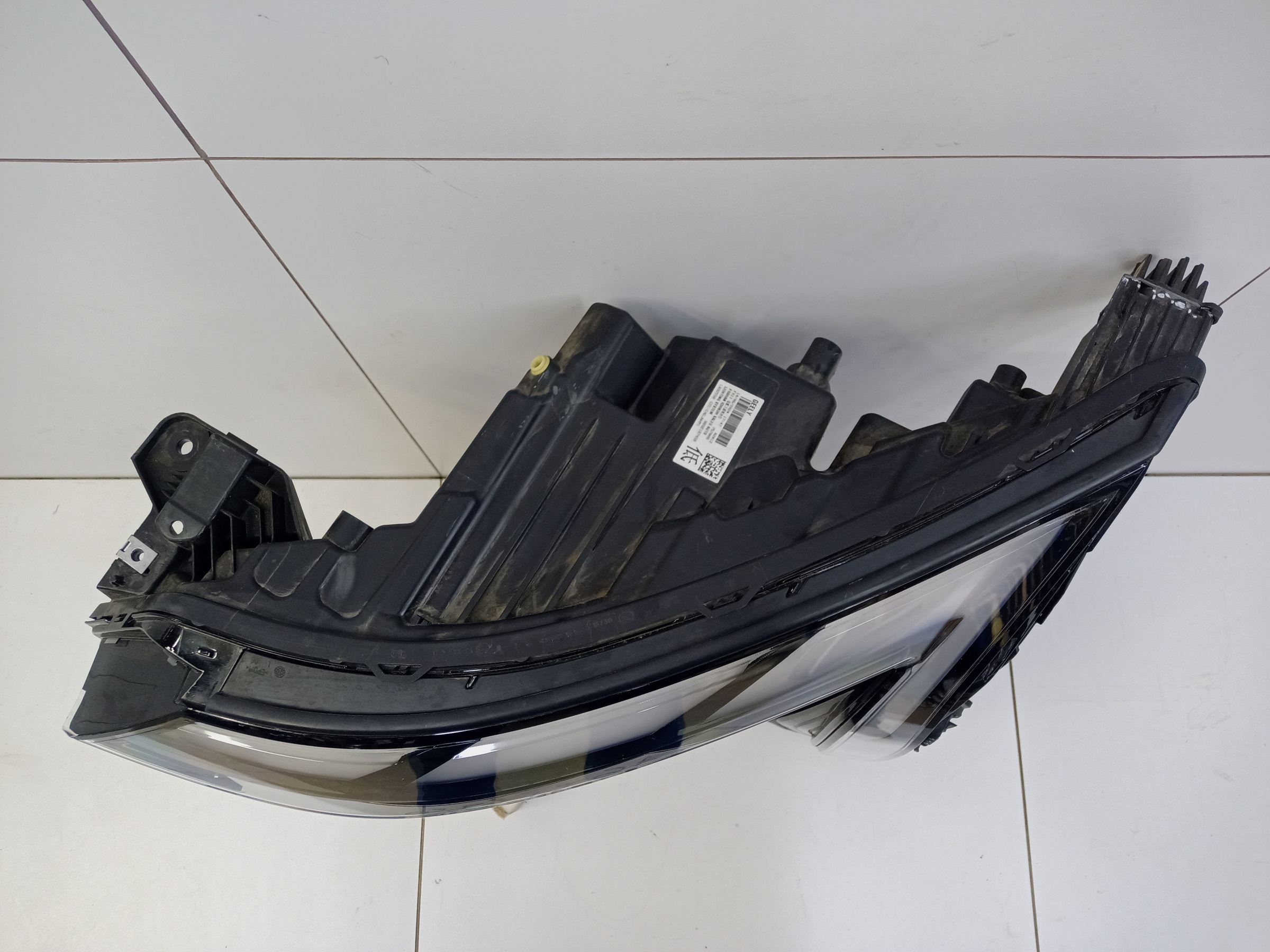 Фара передняя левая Geely Atlas 2 LED