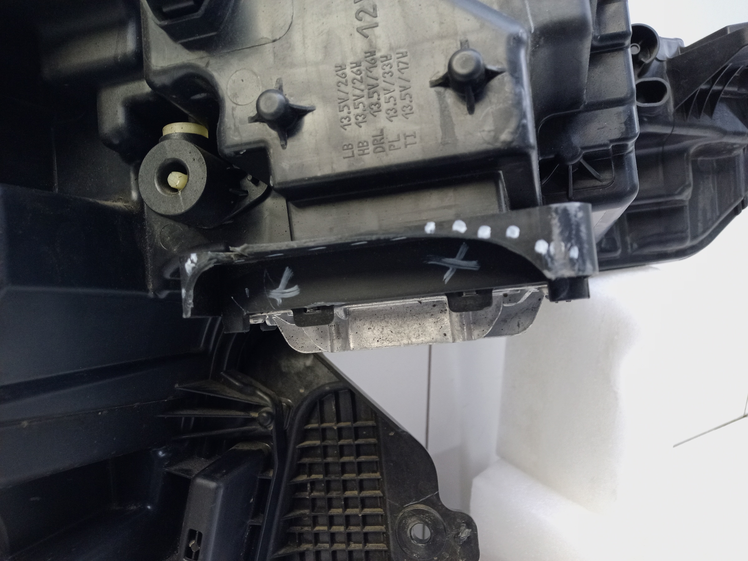 Фара передняя левая Geely Atlas 2 LED