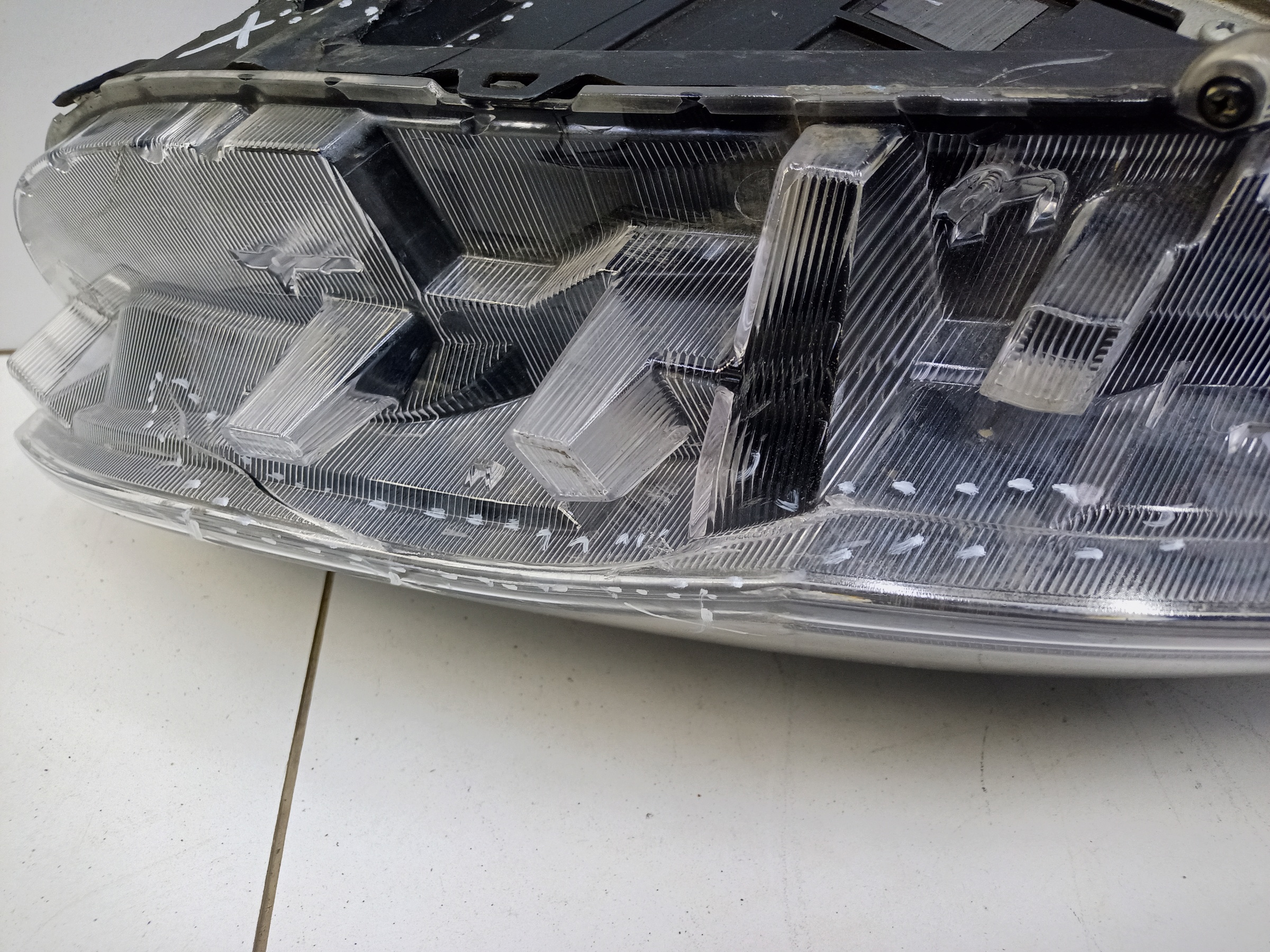 Фара передняя правая Haval Jolion LED