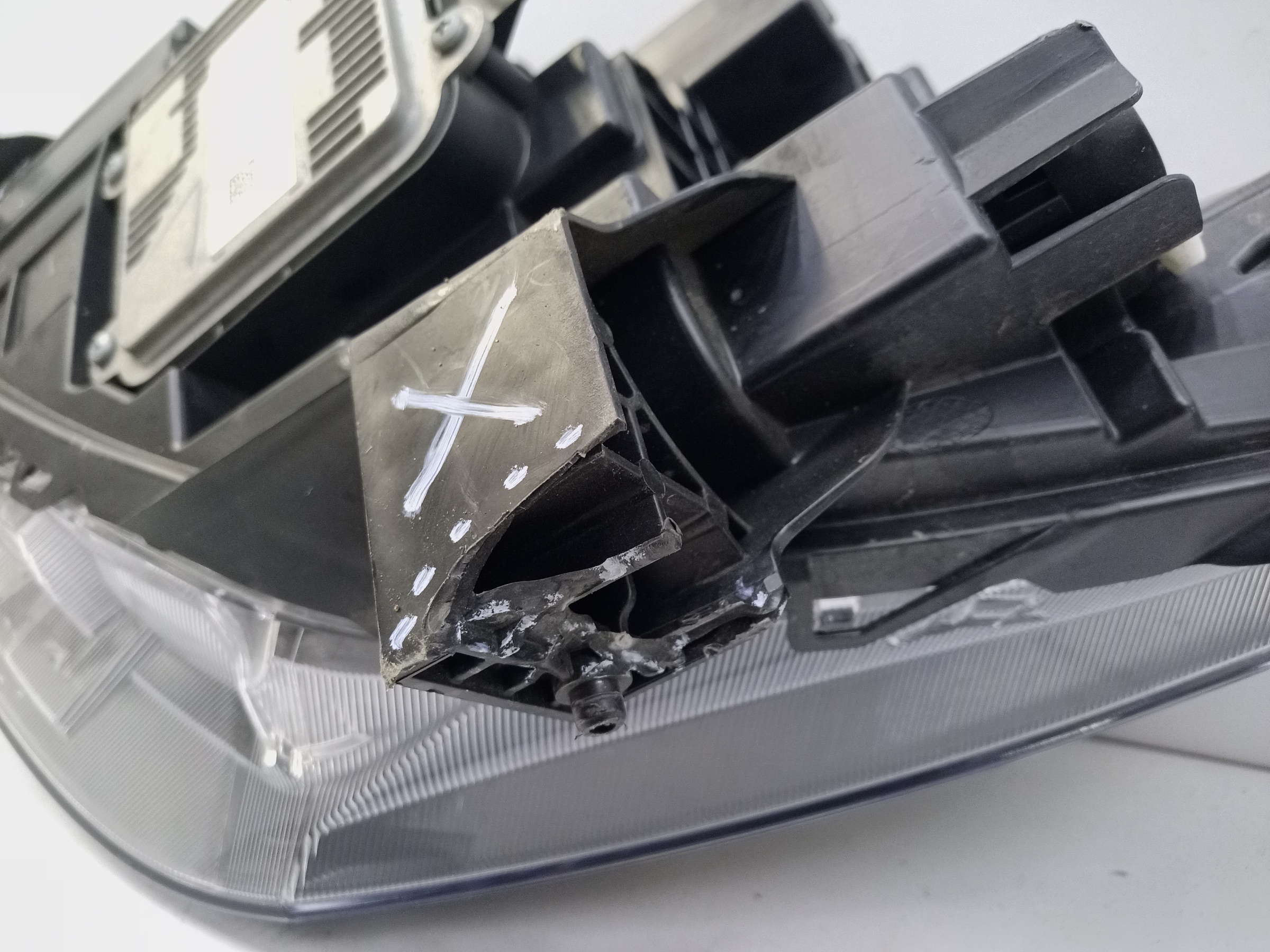 Фара передняя правая Haval Jolion LED