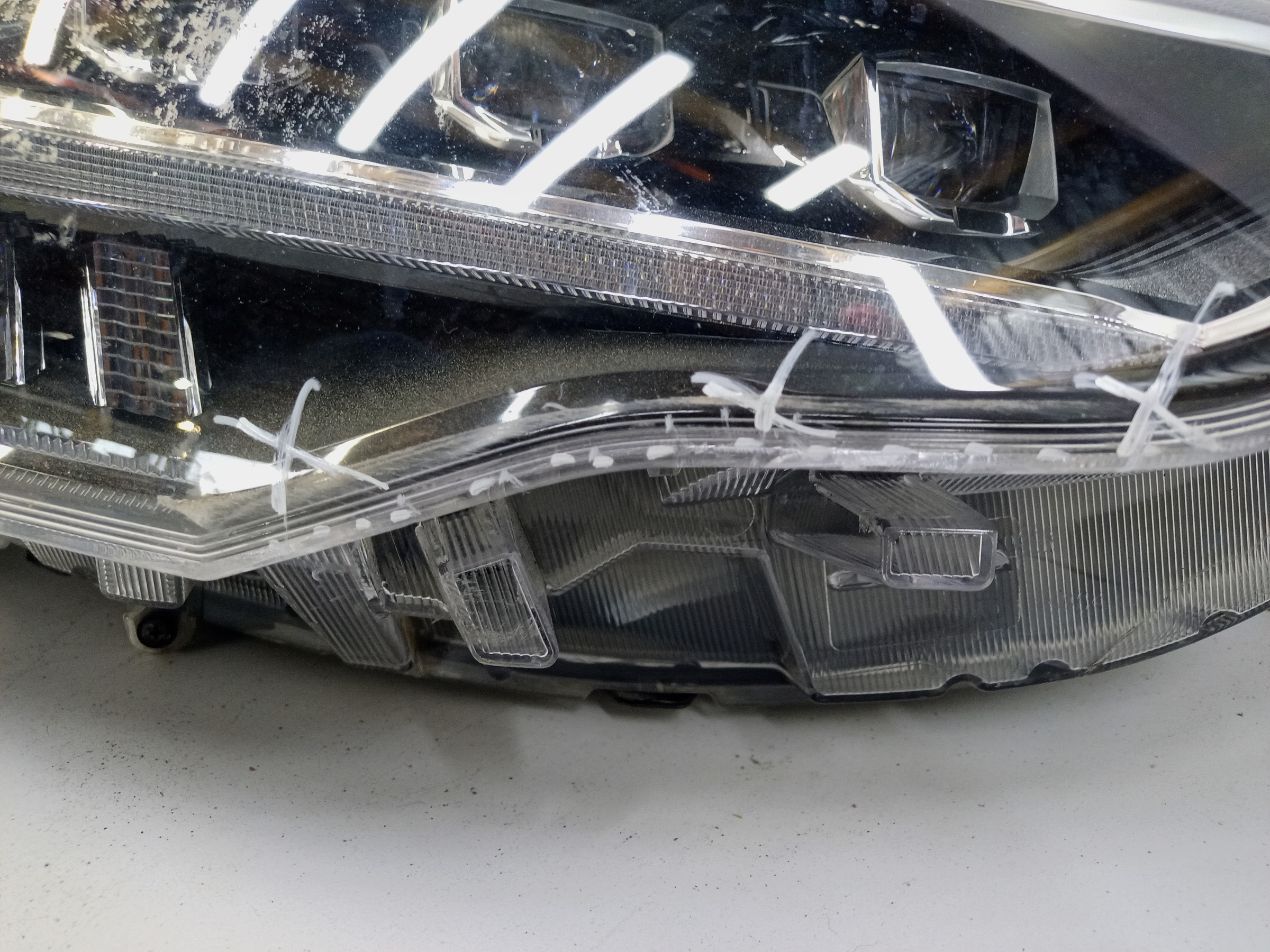 Фара передняя правая Haval Jolion LED