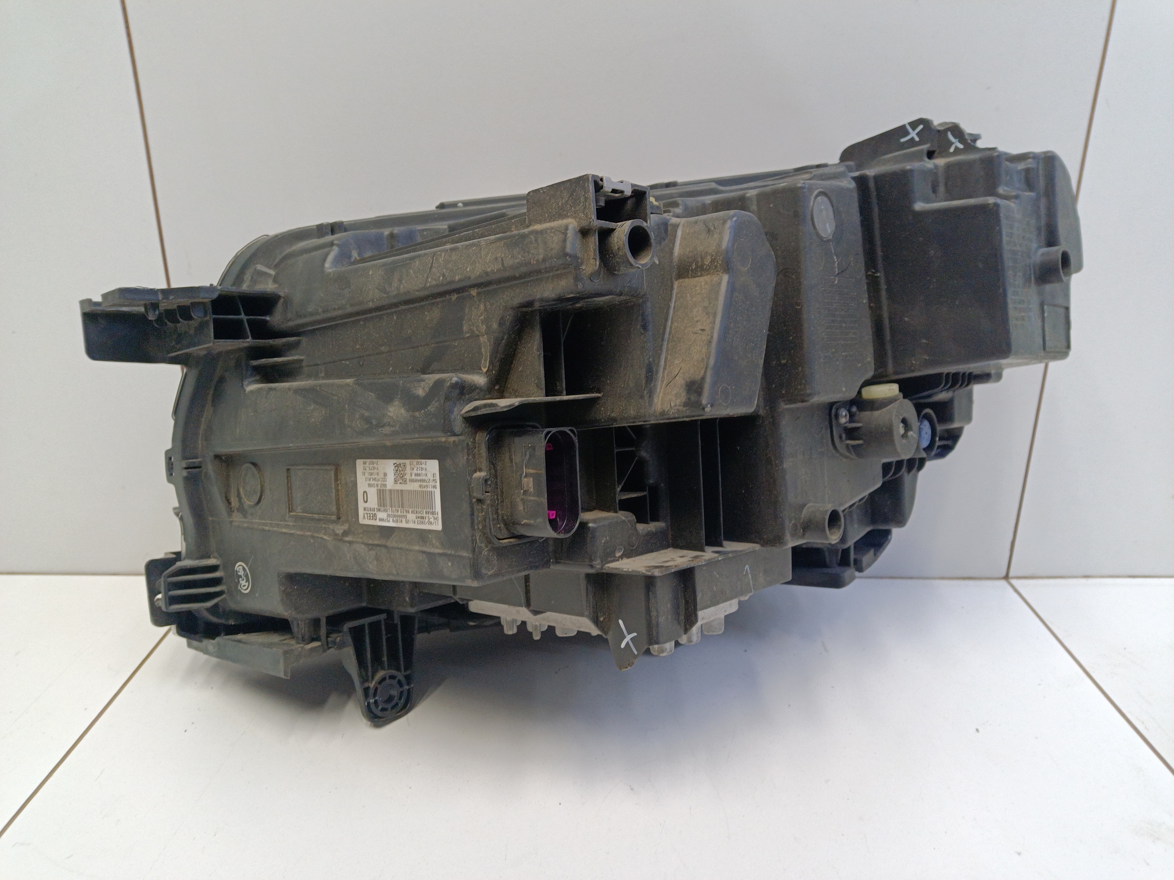 Фара передняя правая Geely Tugella Full LED