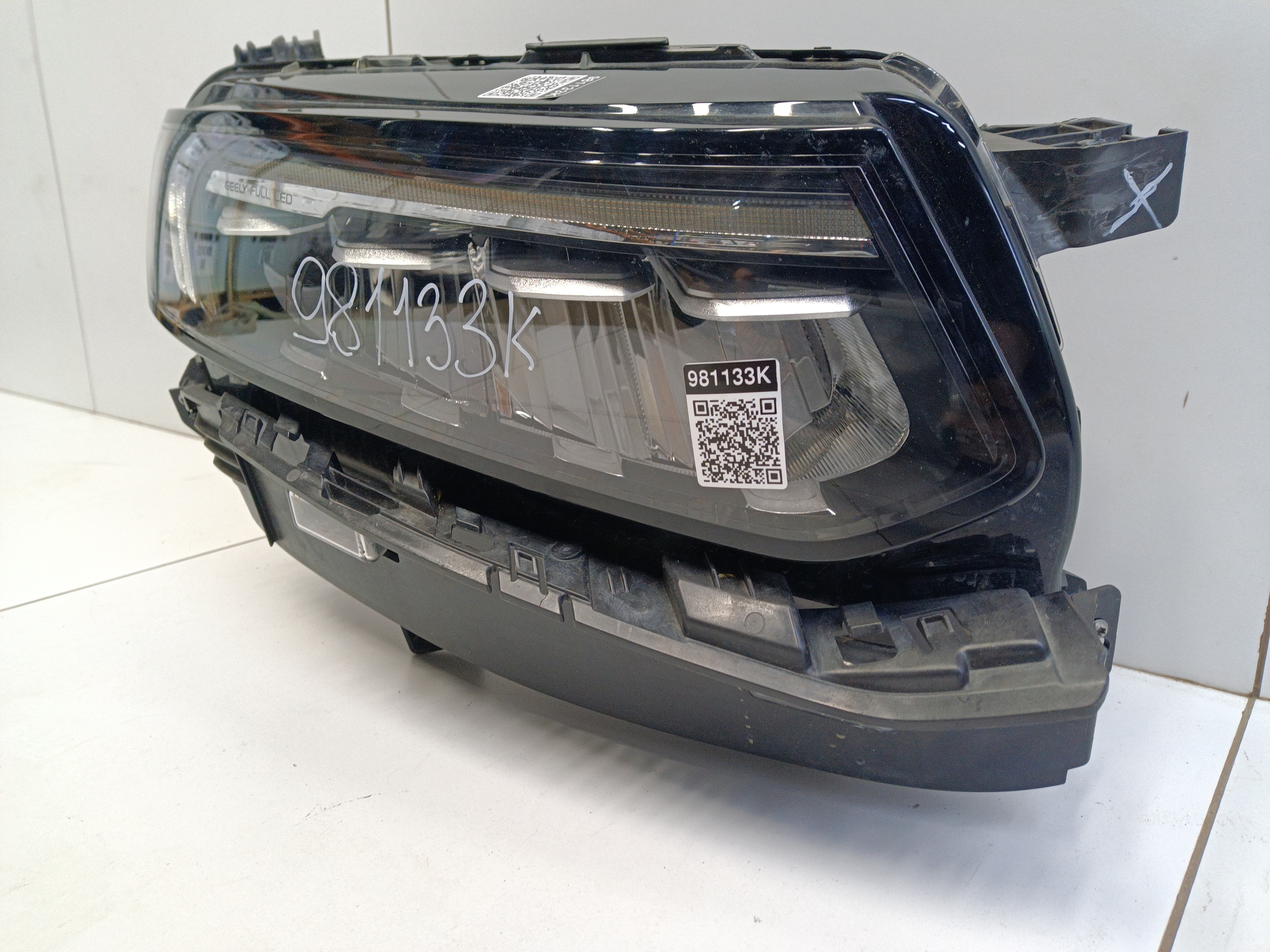 Фара передняя правая Geely Tugella Full LED