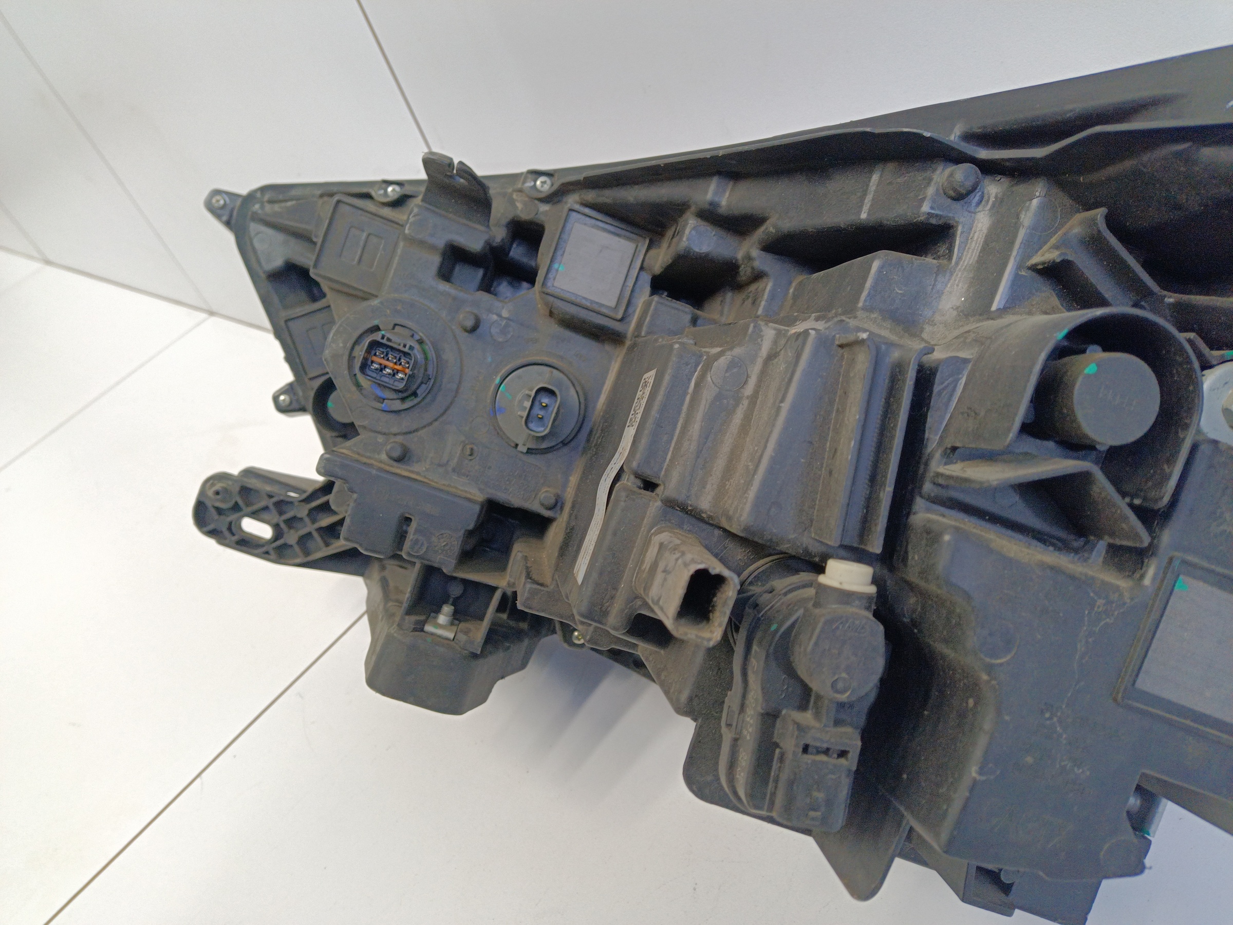 Фара передняя правая Haval M6 2 LED