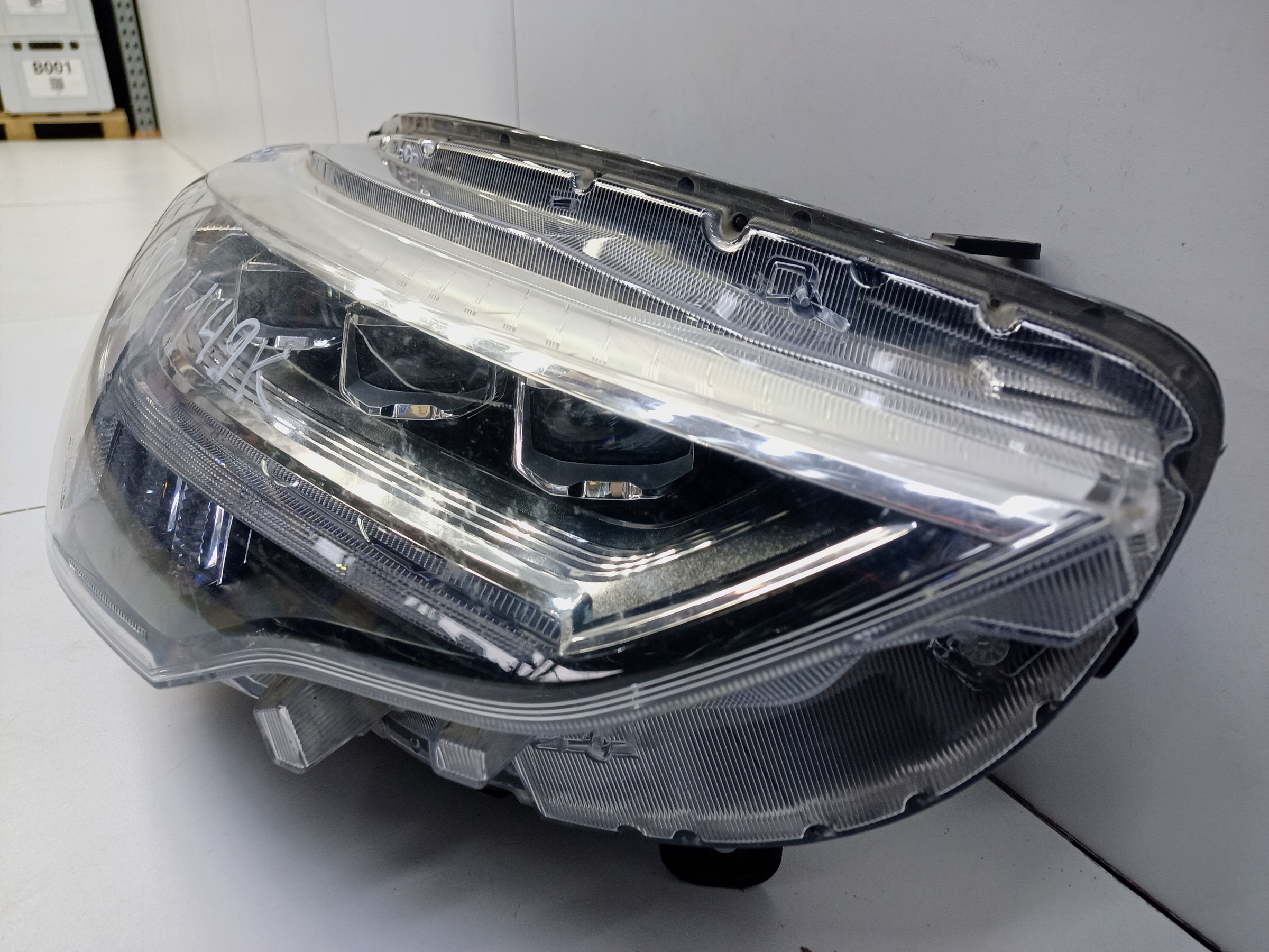 Фара передняя правая Haval Jolion LED
