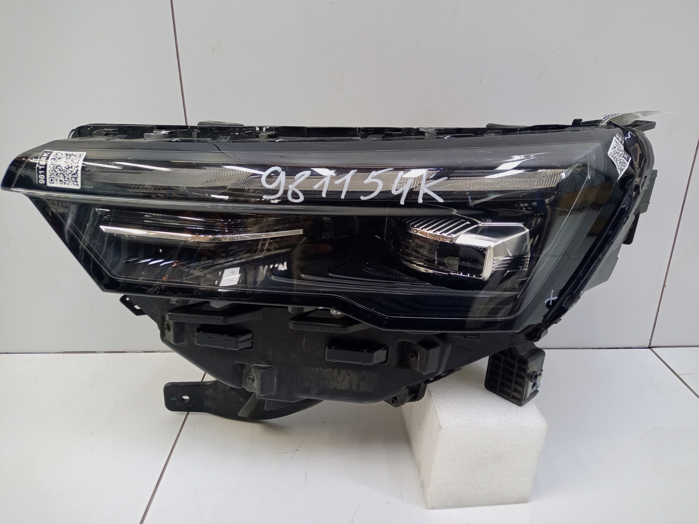 Фара передняя левая Geely Okavango Restail