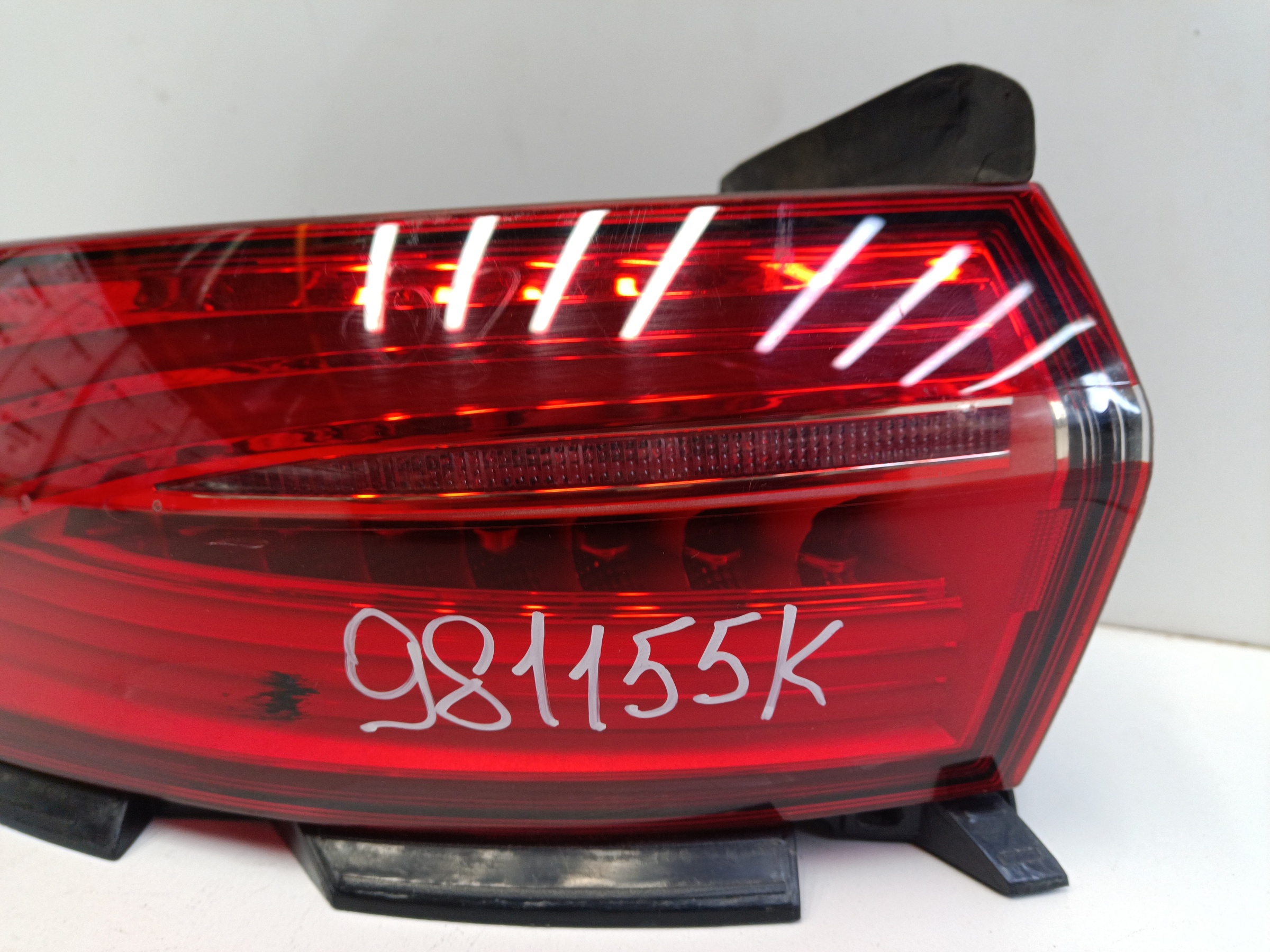 Фонарь задний левый наружный Geely Tugella 1 LED