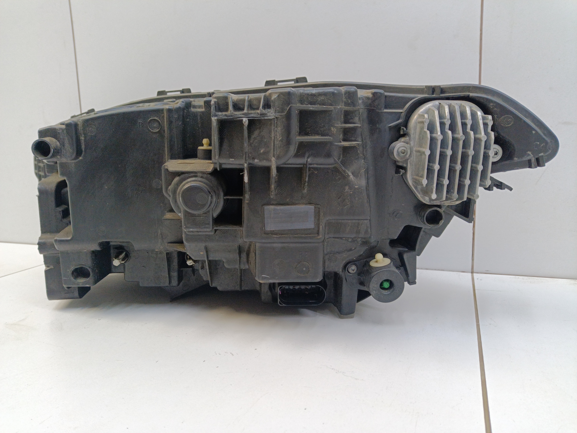Фара передняя правая Volvo XC90 2 Full LED