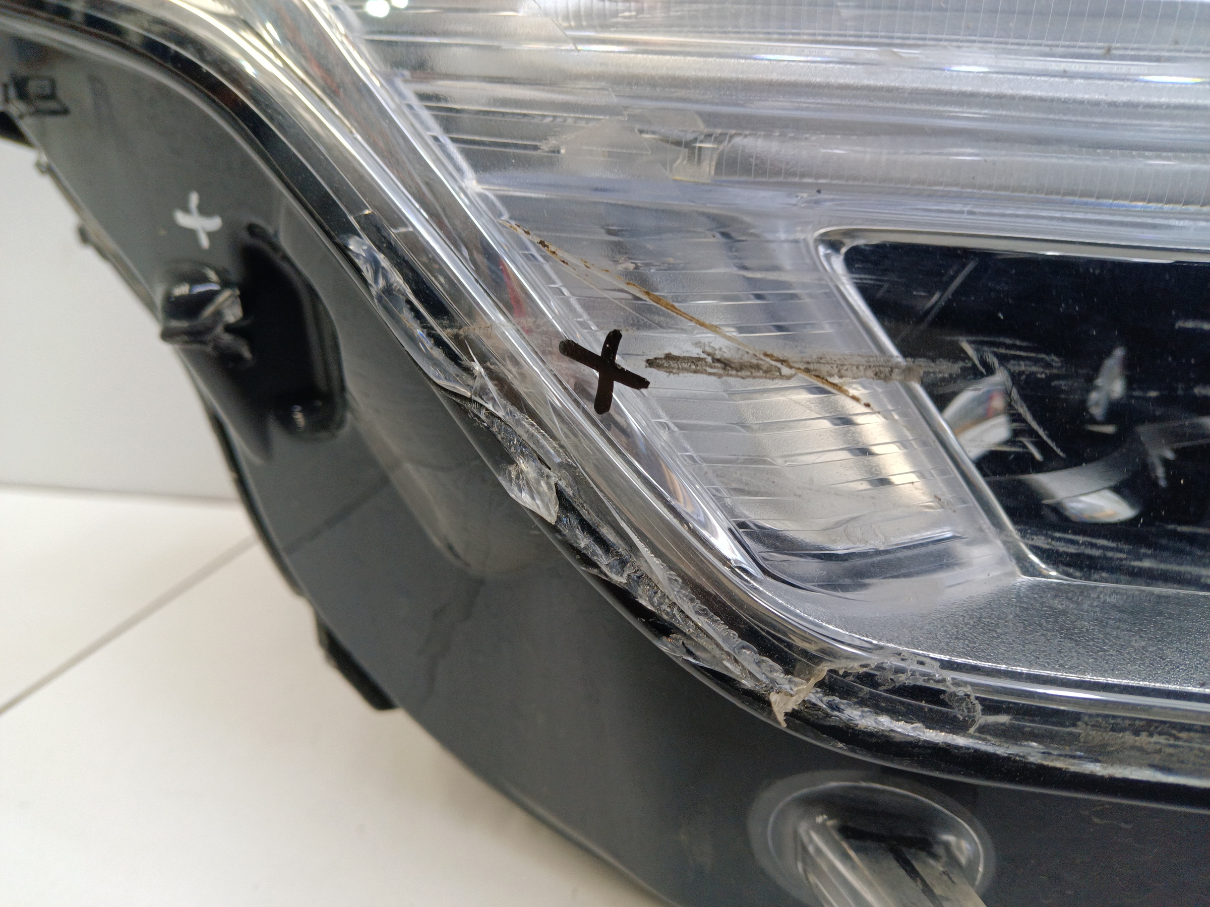 Фара передняя правая Volvo XC90 2 Full LED