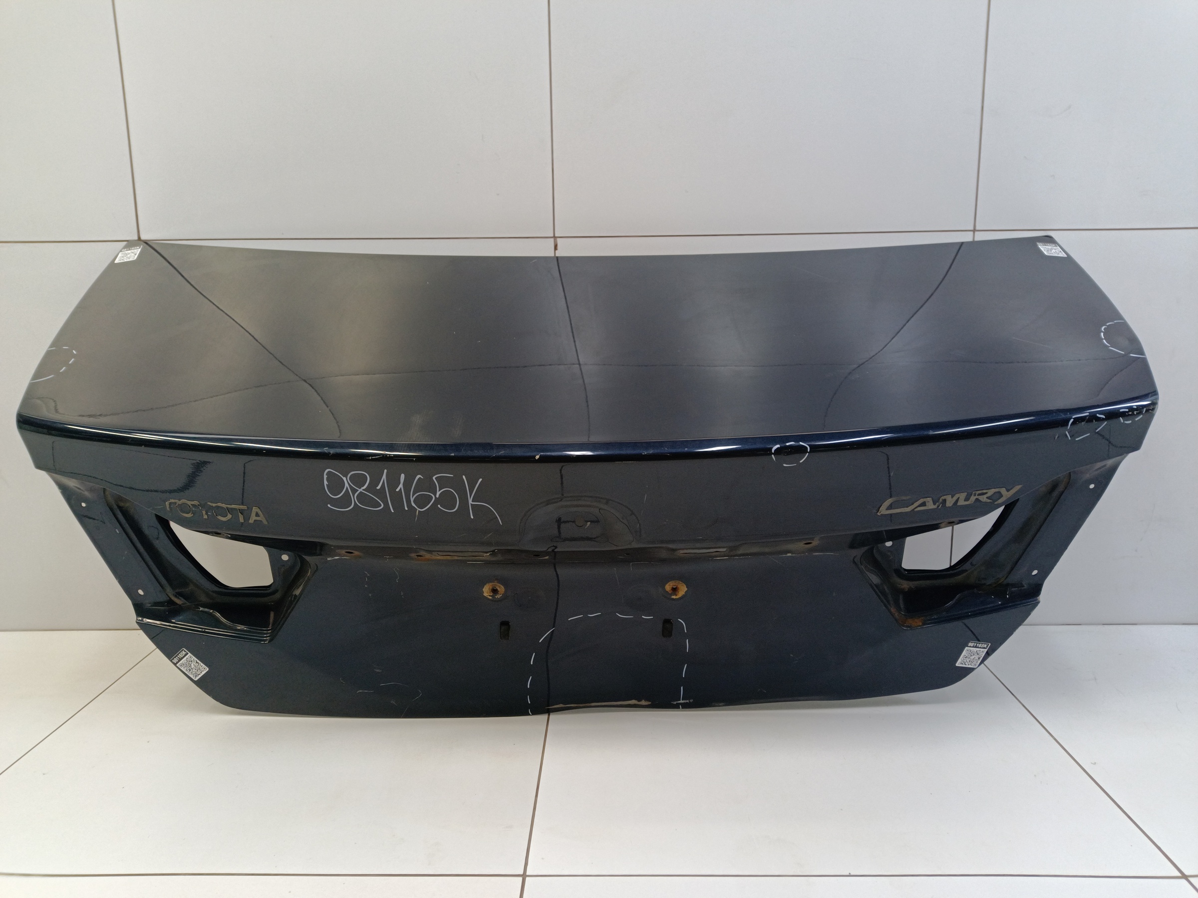 Крышка багажника Toyota Camry V50
