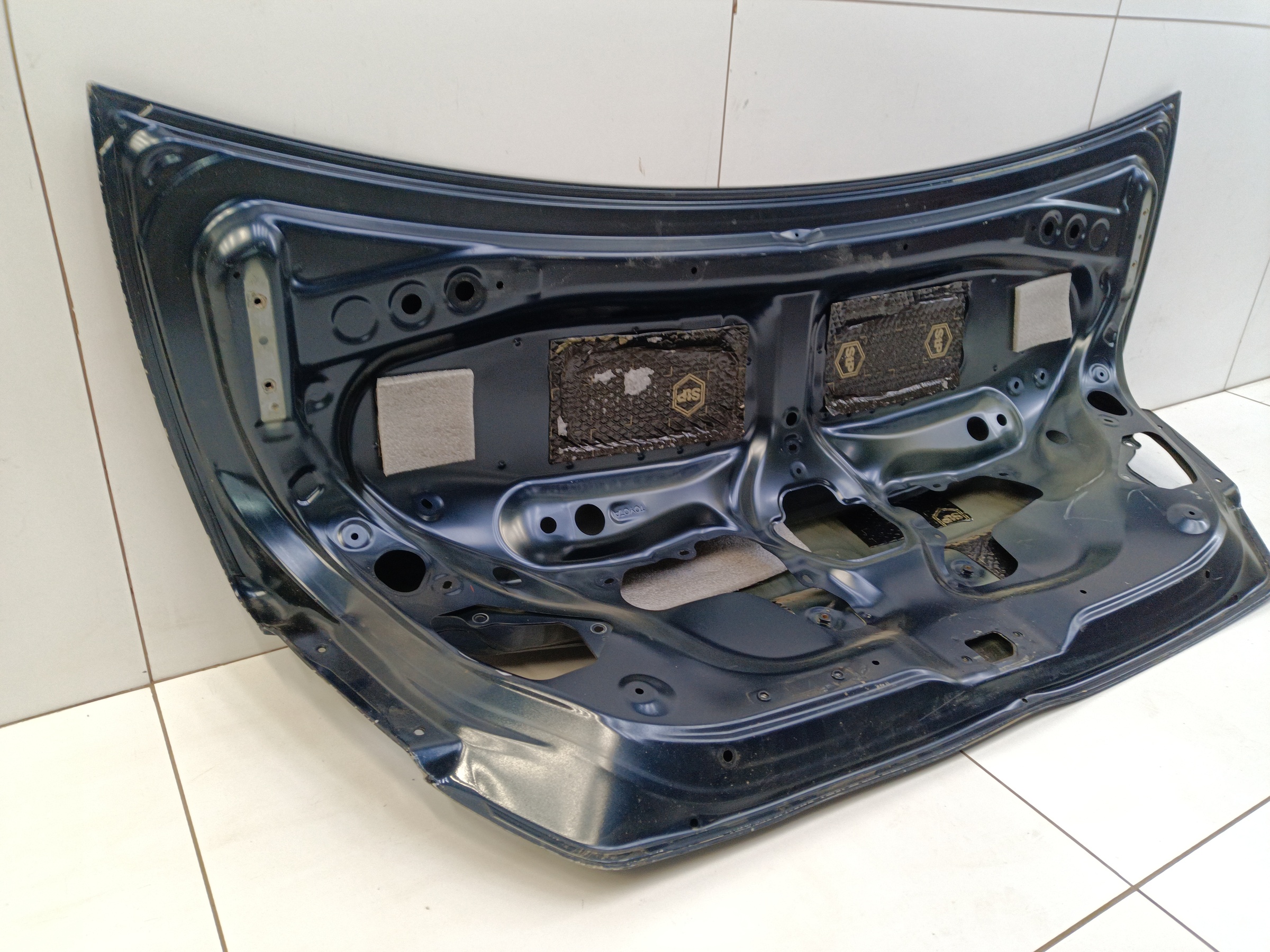 Крышка багажника Toyota Camry V50