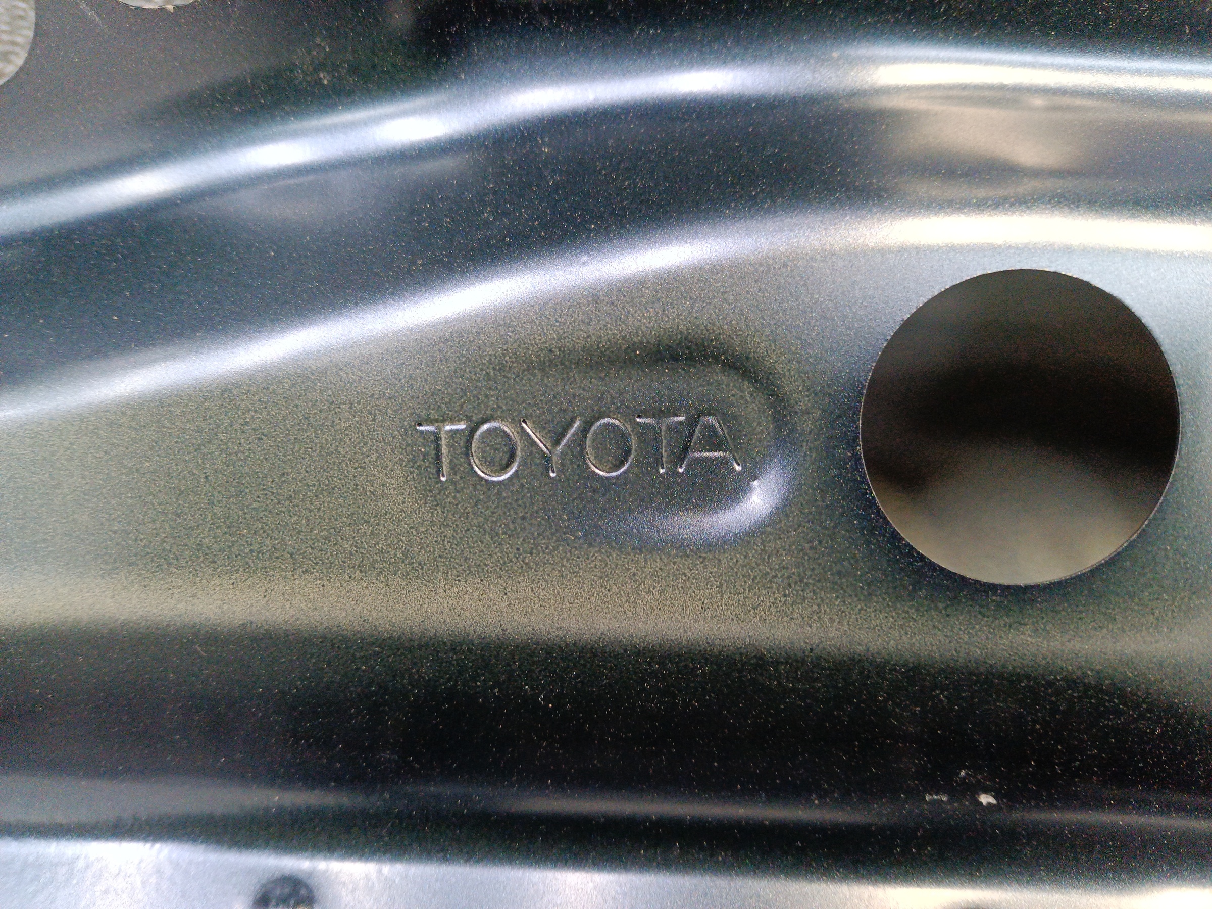 Крышка багажника Toyota Camry V50