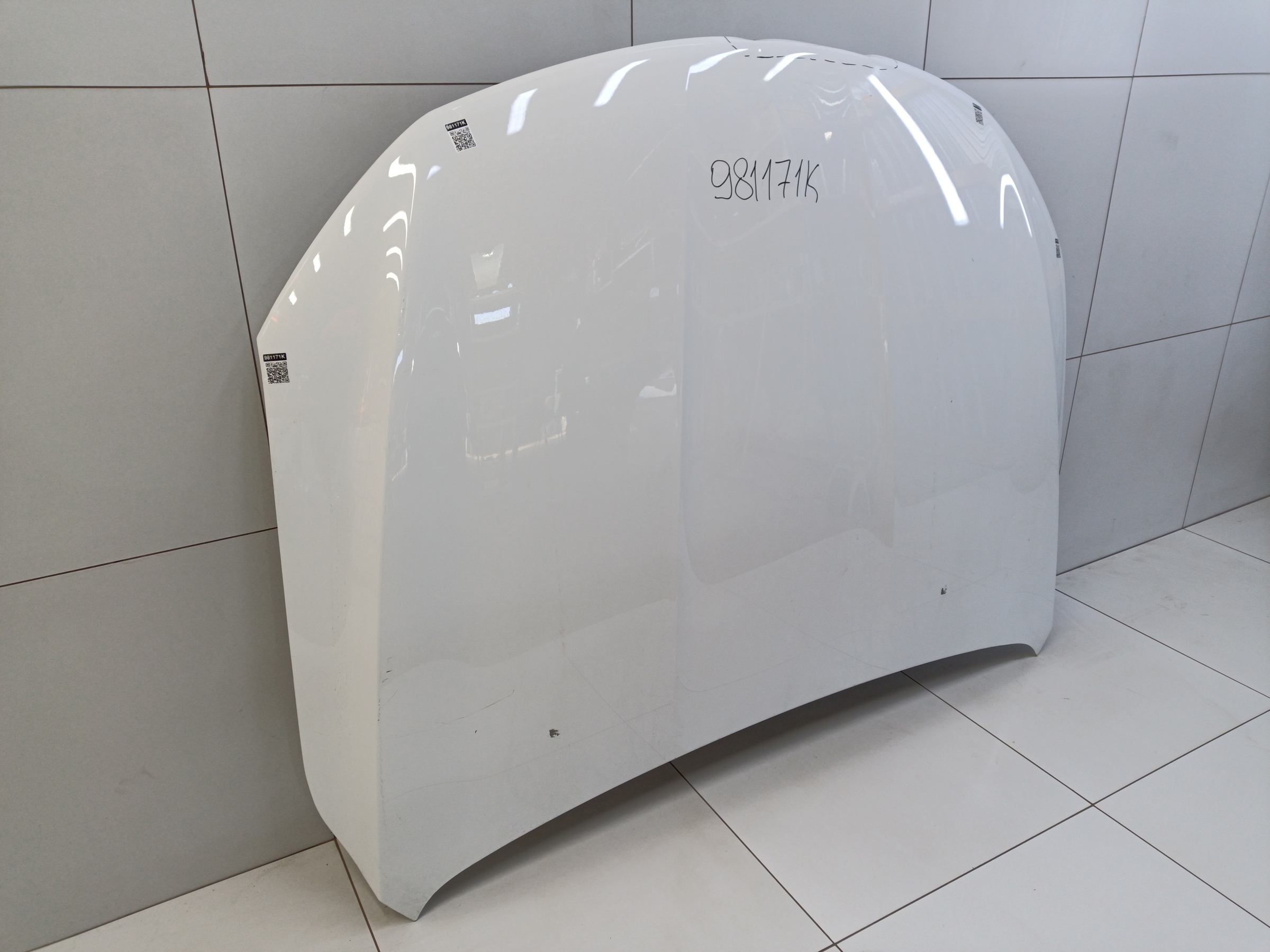 Капот Geely Tugella