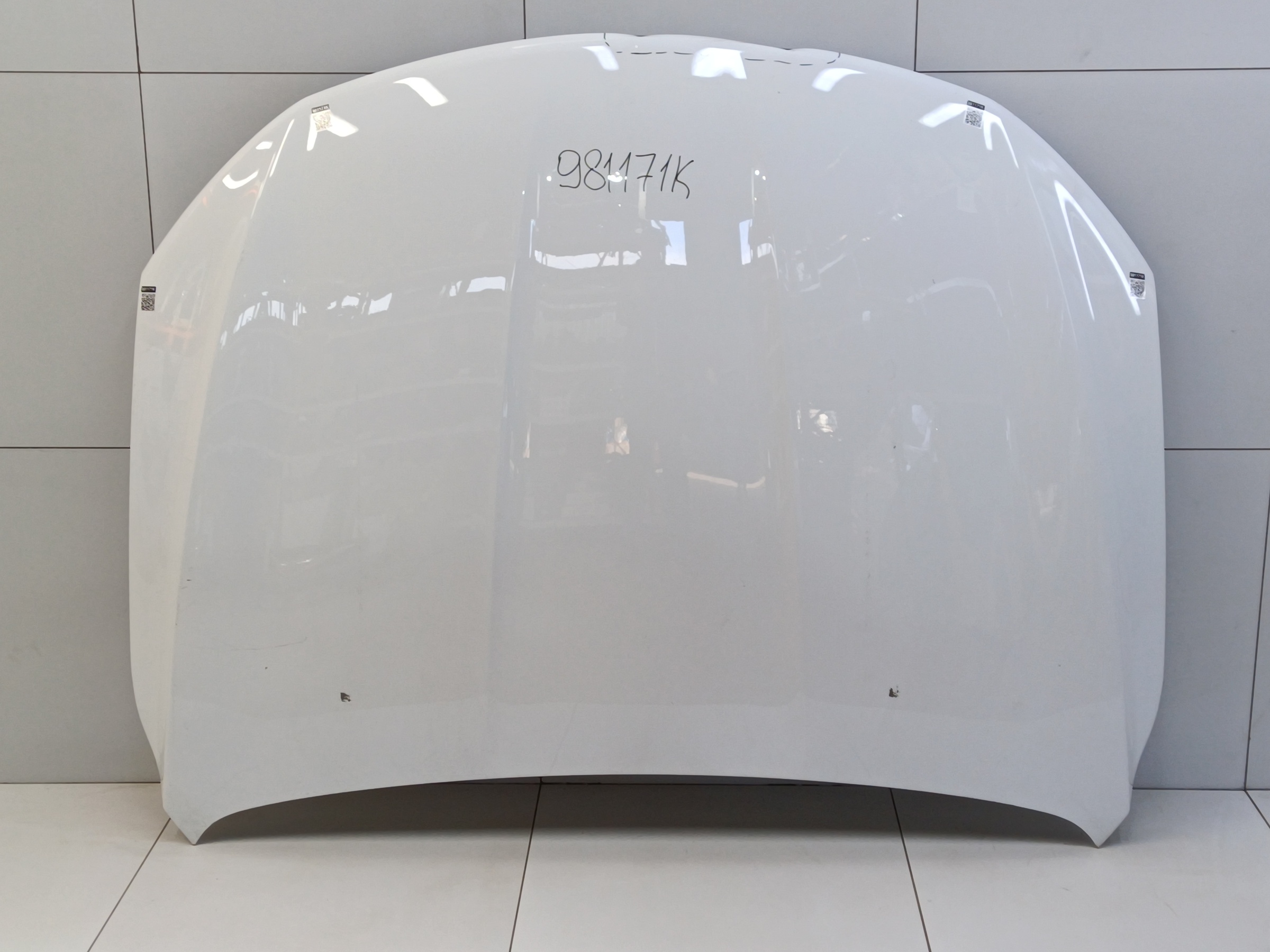 Капот Geely Tugella