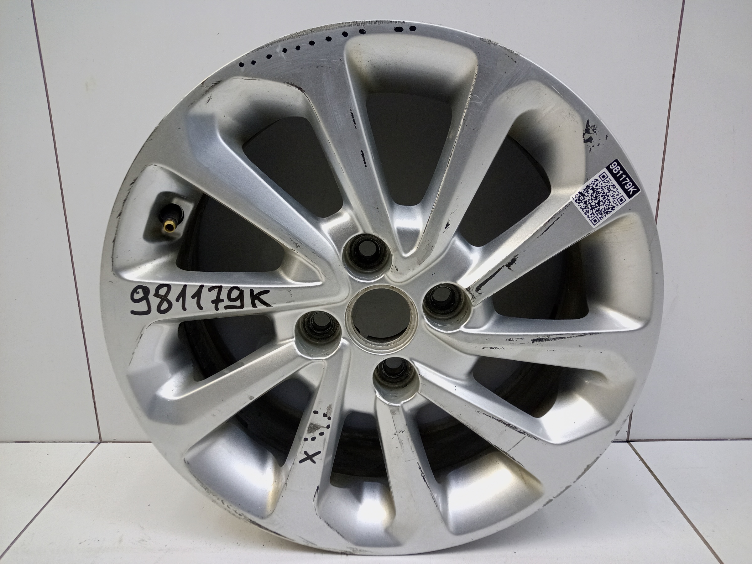 Диск колеса литой Hyundai Solaris 2 R15