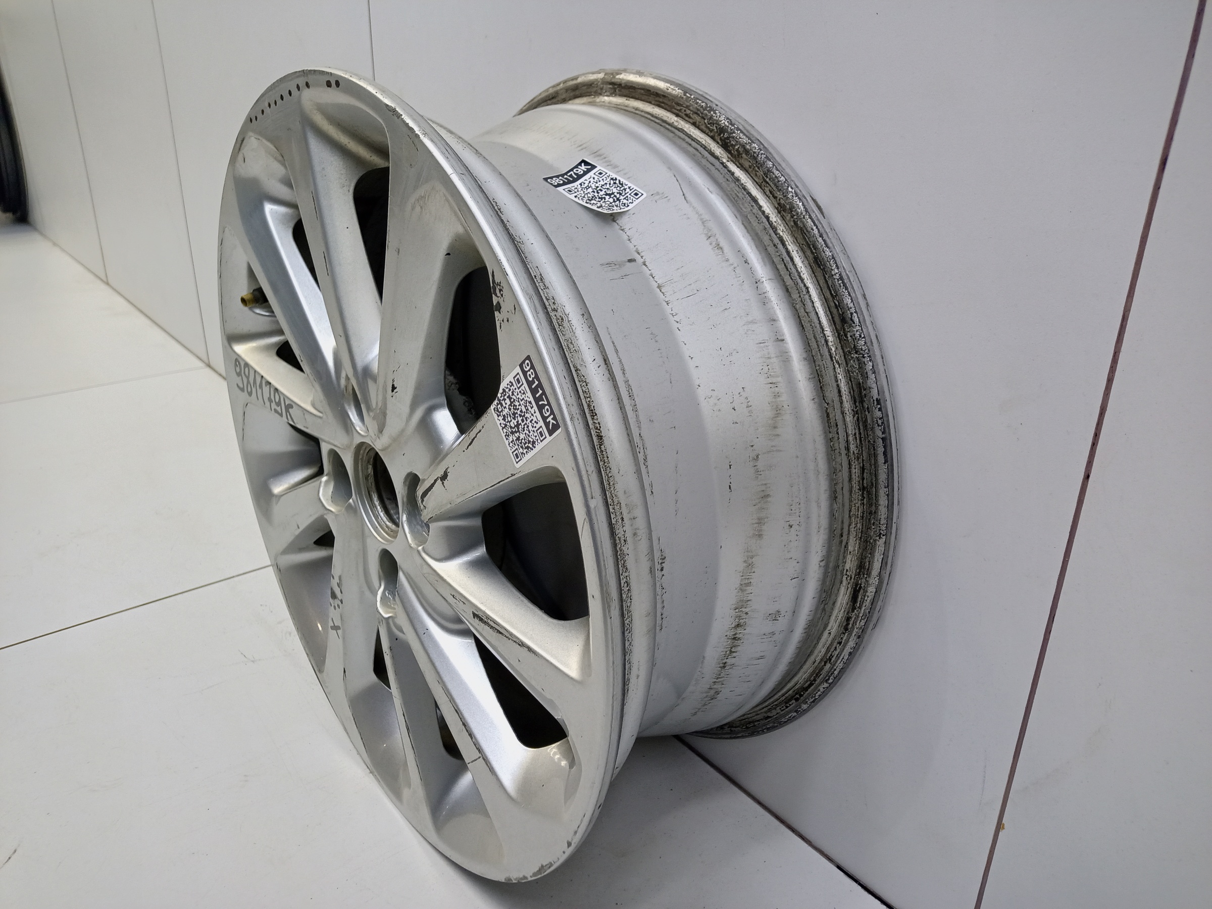 Диск колеса литой Hyundai Solaris 2 R15