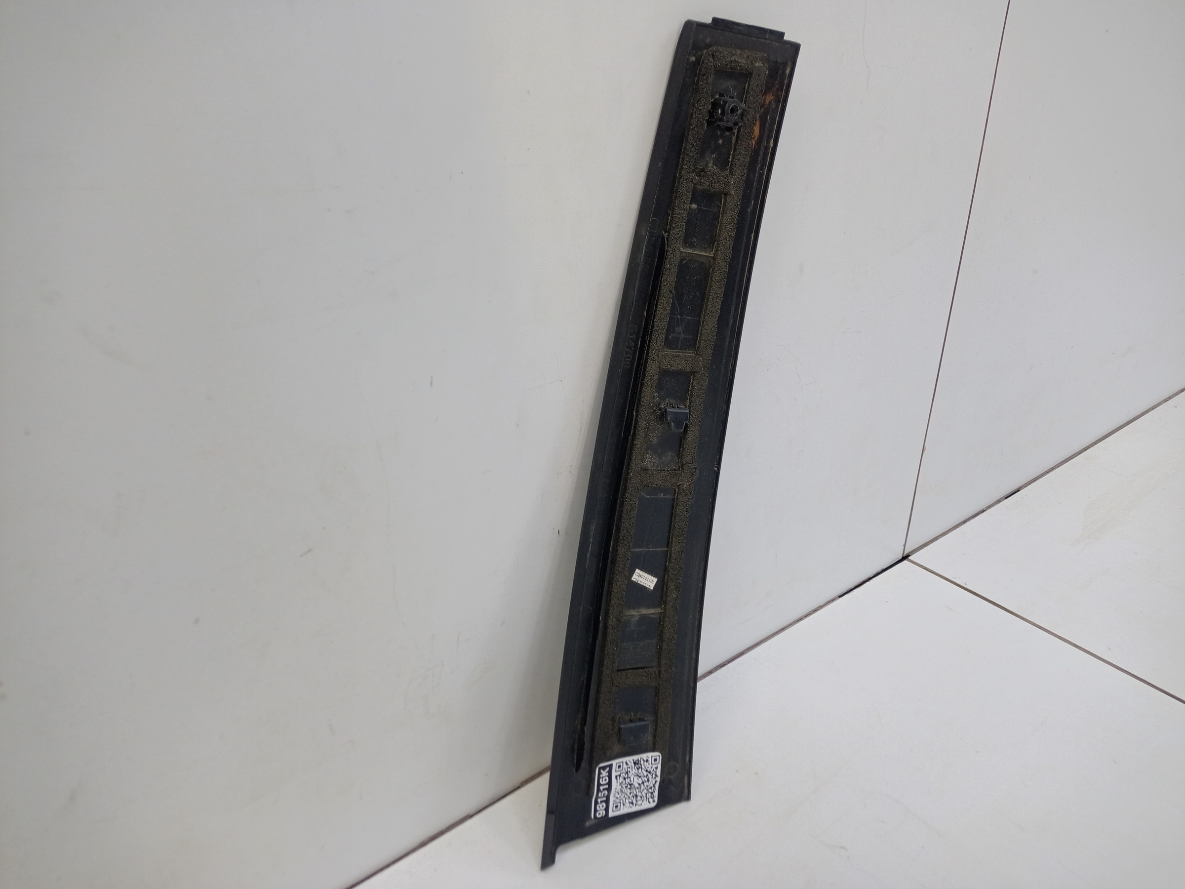 Накладка стойки двери задней правой Changan CS55Plus