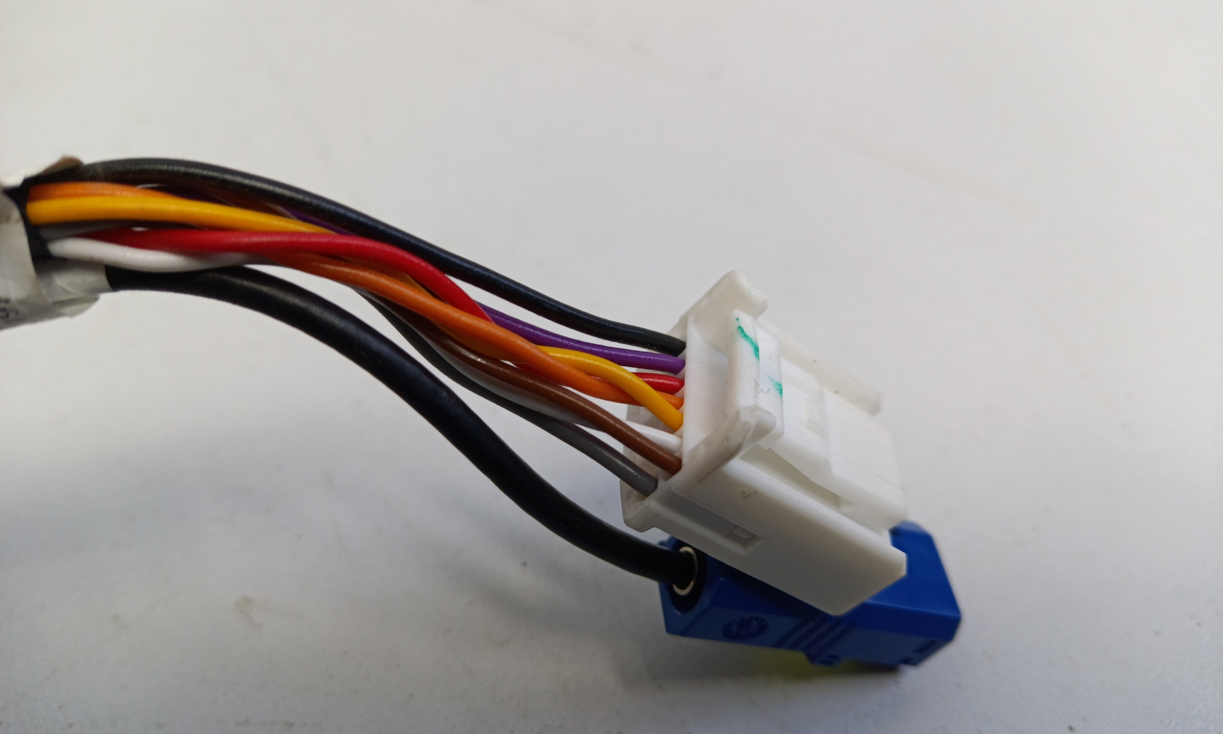 Зеркало левое Tank 300 8+1 контактов