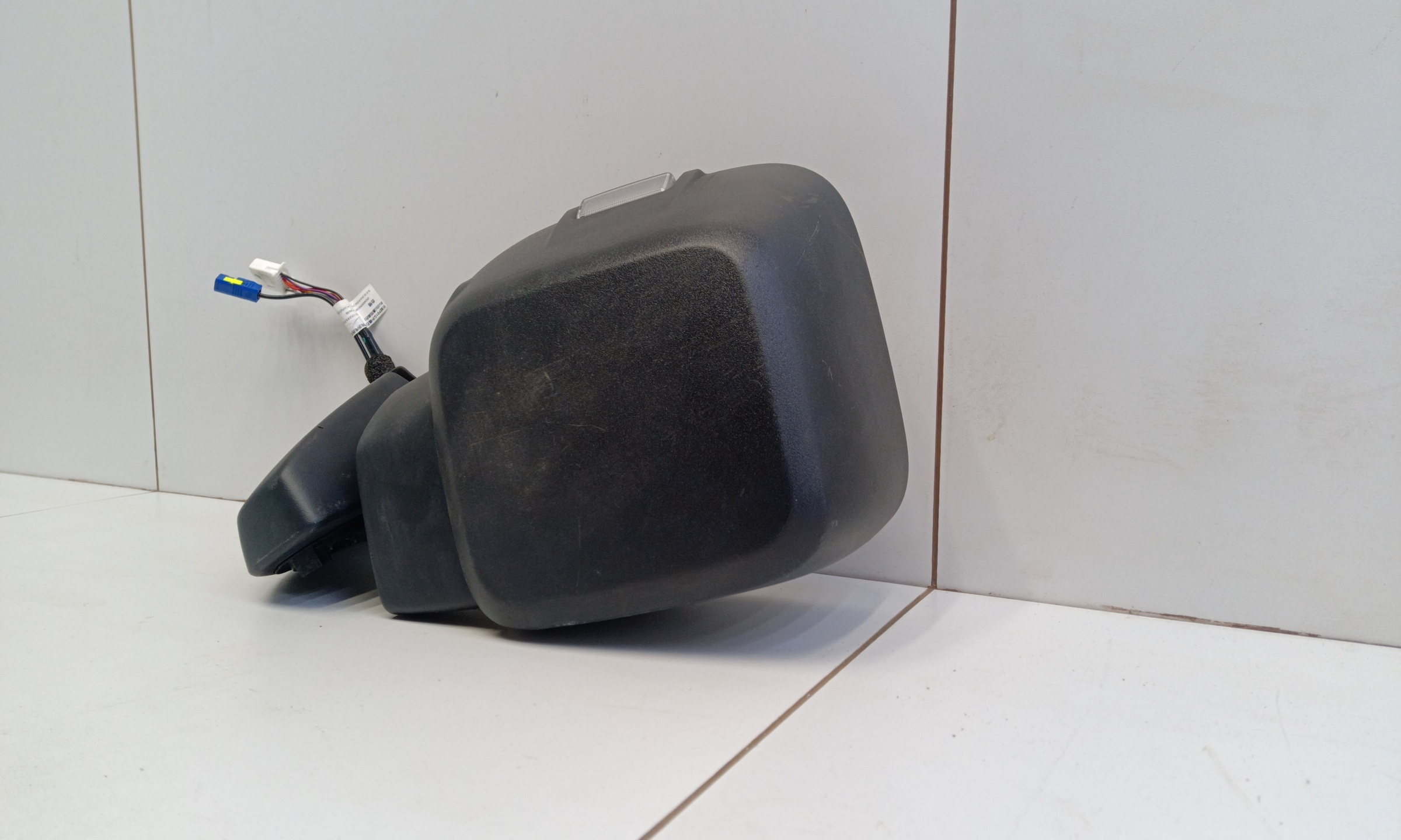 Зеркало левое Tank 300 8+1 контактов