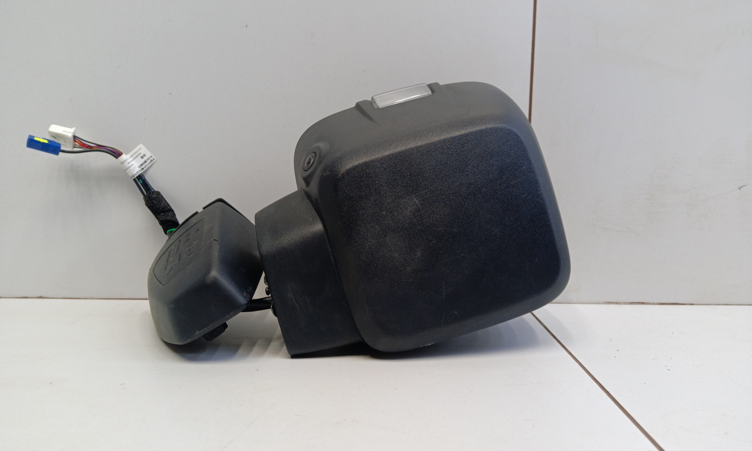 Зеркало левое Tank 300 8+1 контактов