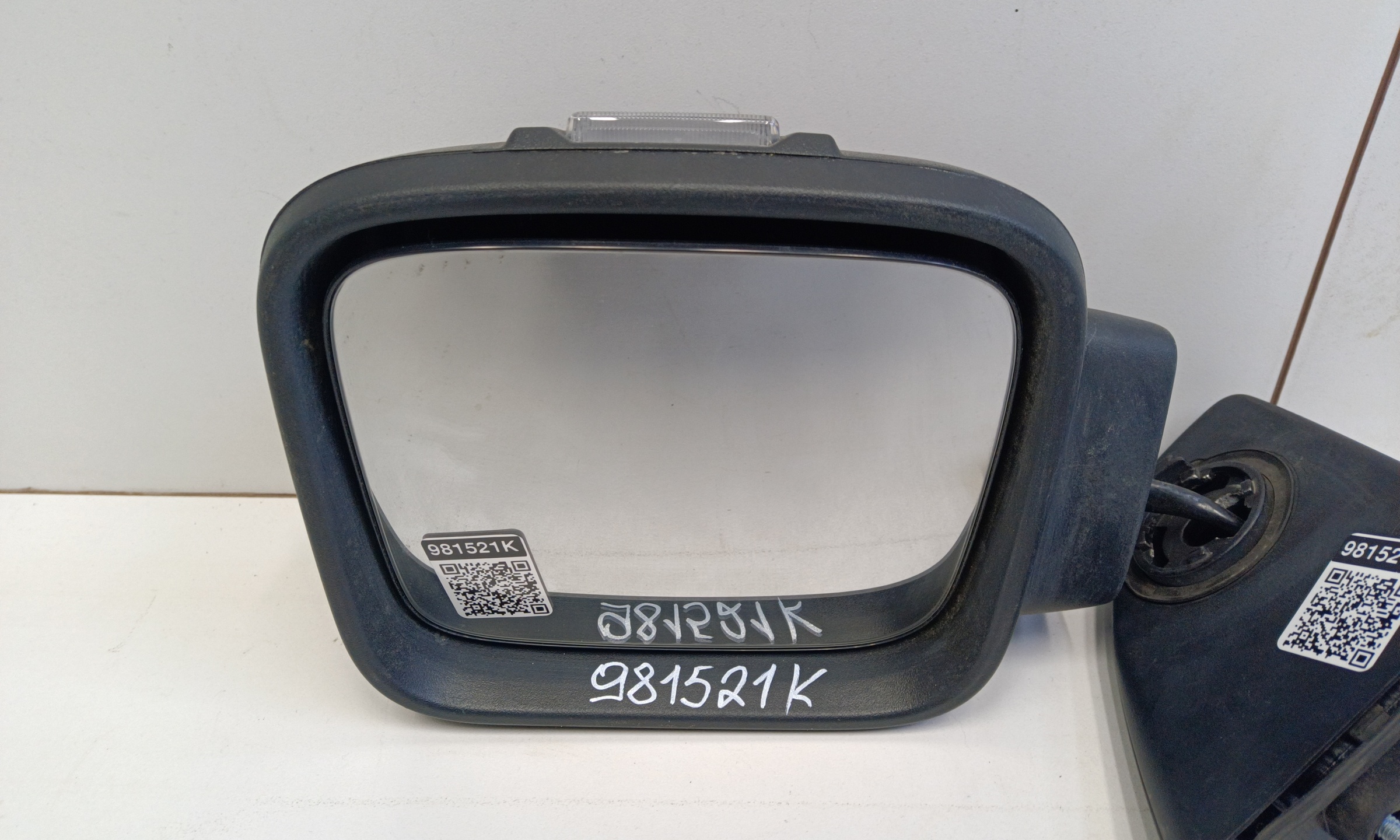 Зеркало левое Tank 300 8+1 контактов