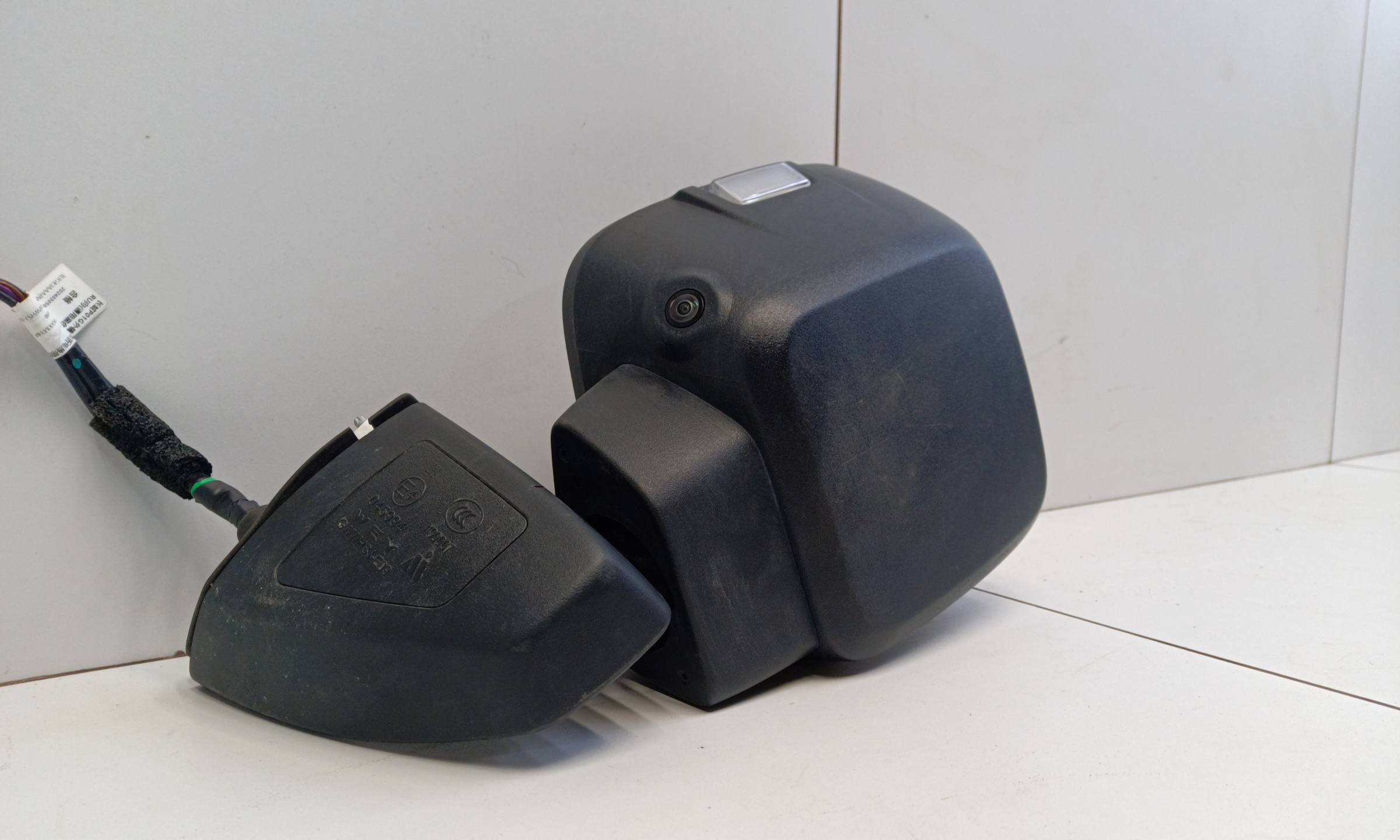 Зеркало левое Tank 300 8+1 контактов