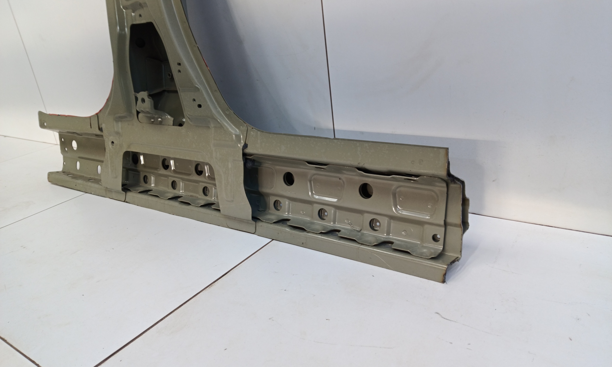 Панель кузова боковая левая Haval F7