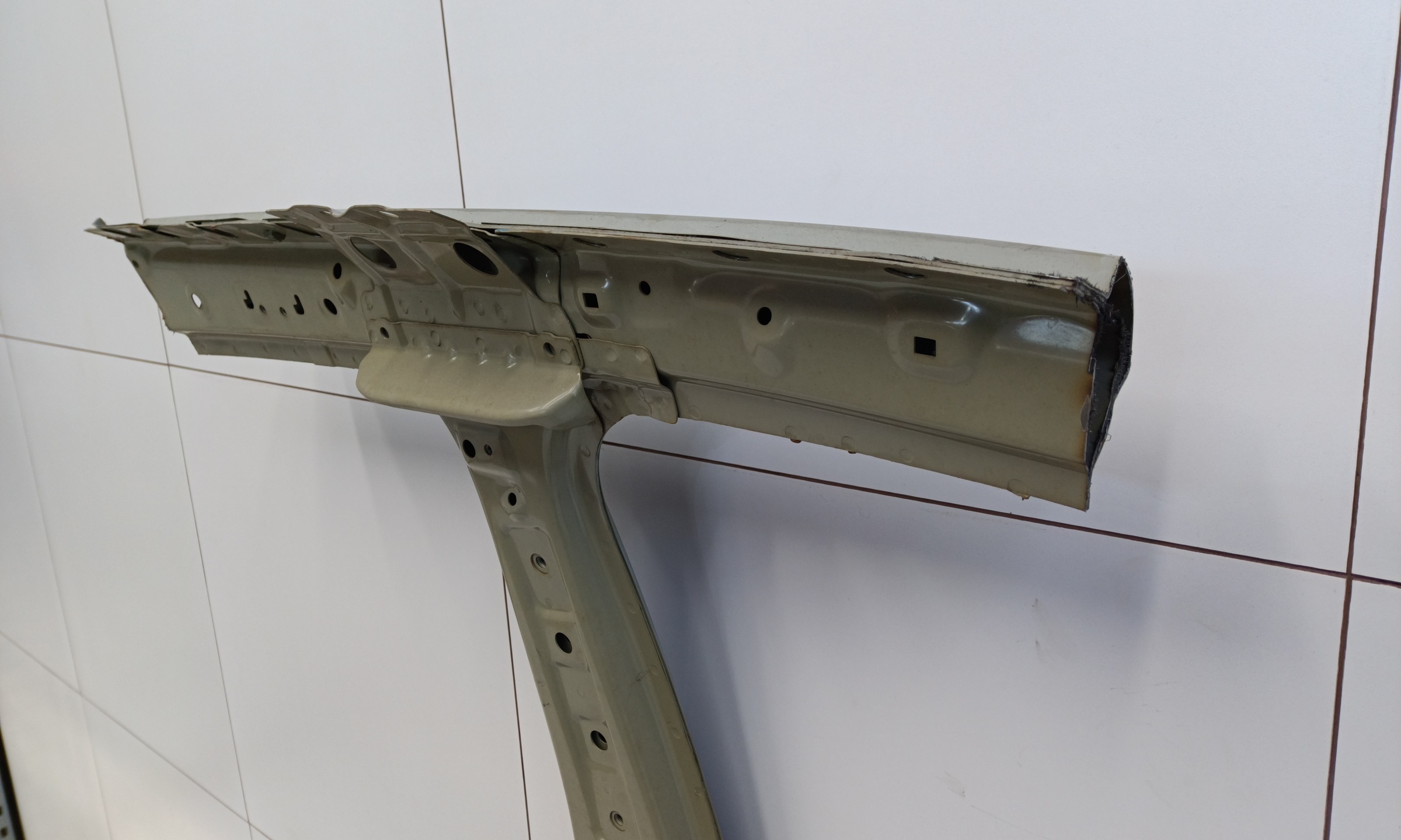 Панель кузова боковая левая Haval F7