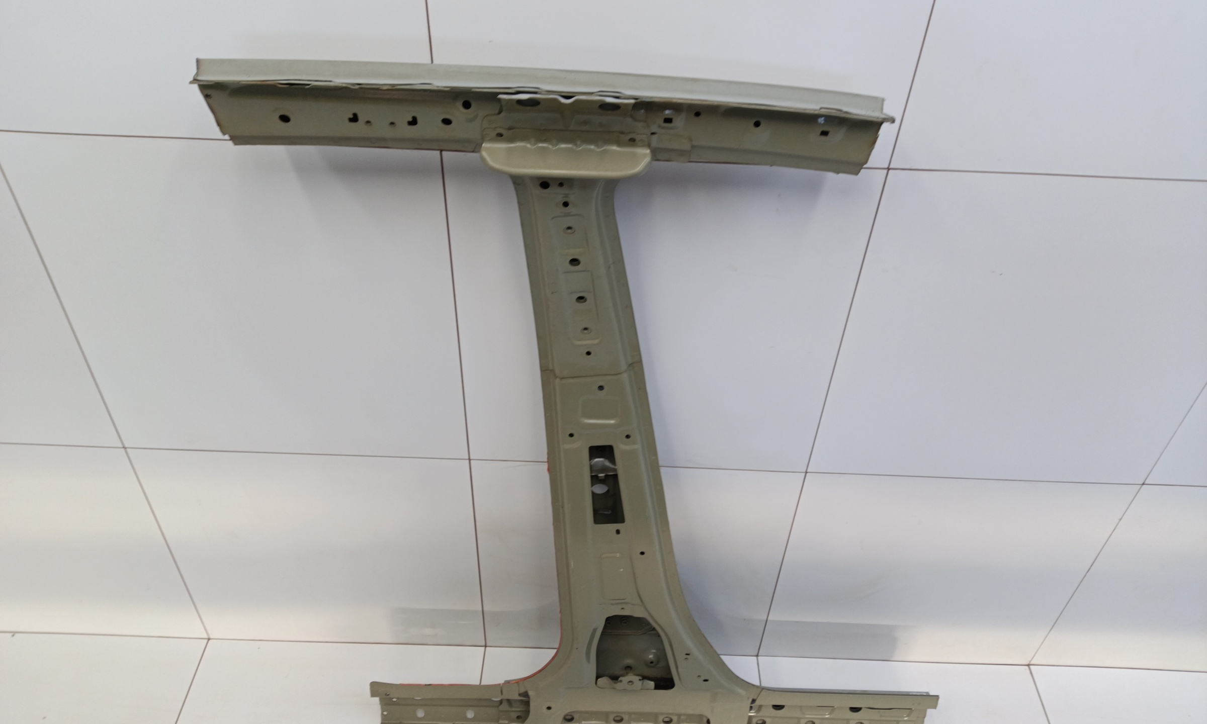 Панель кузова боковая левая Haval F7