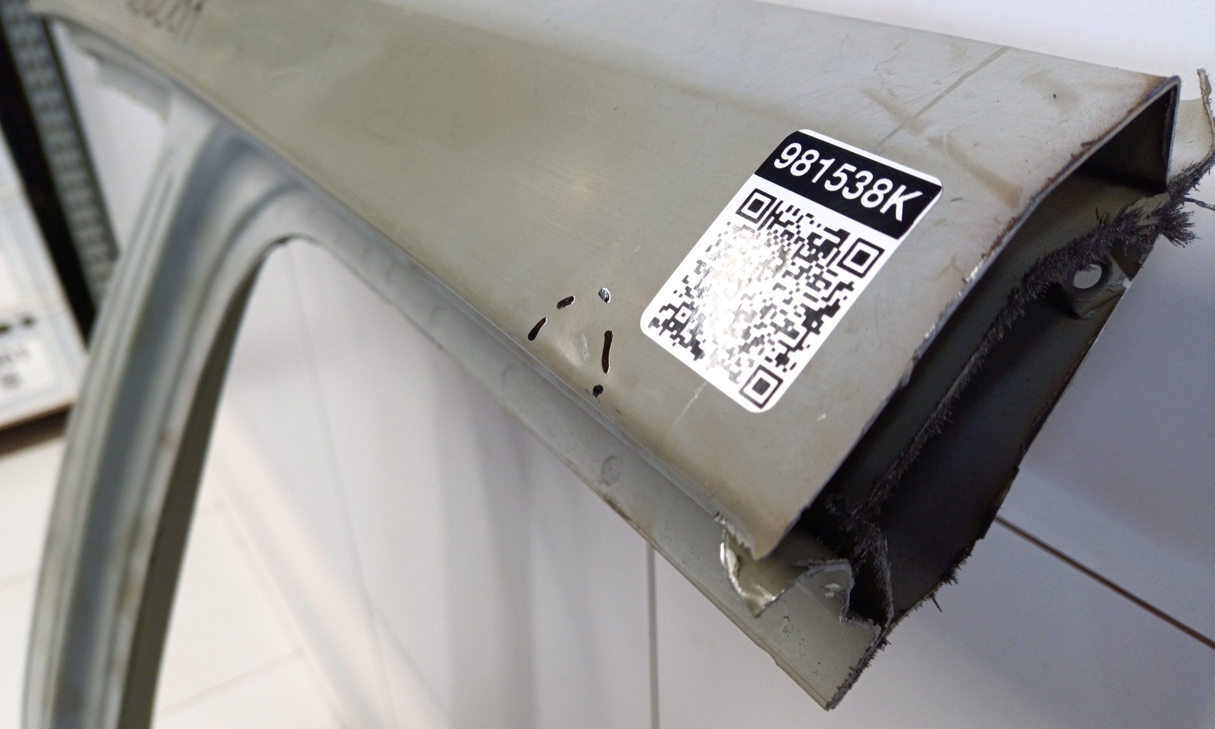 Панель кузова боковая левая Haval F7