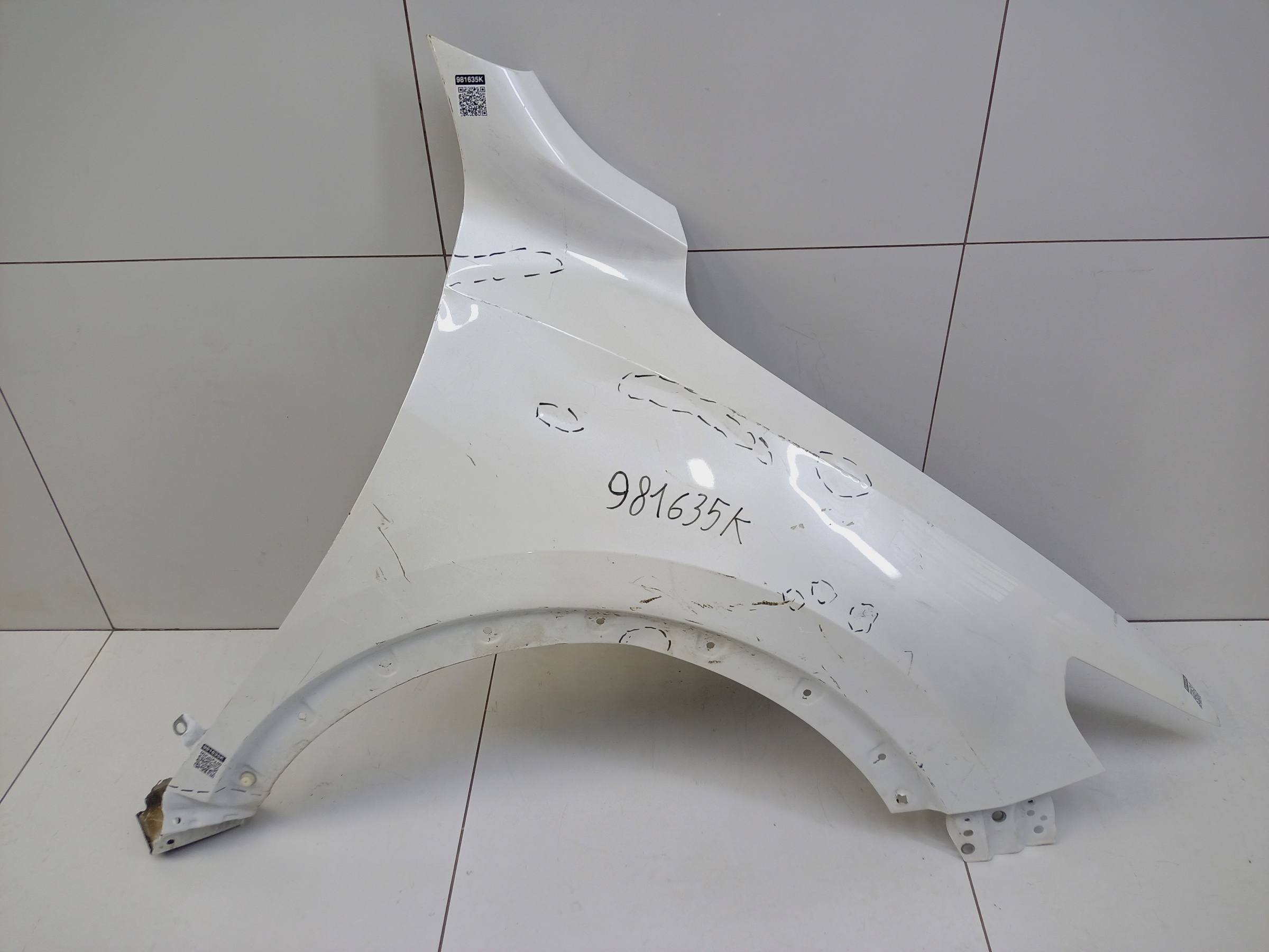 Крыло переднее правое Haval F7