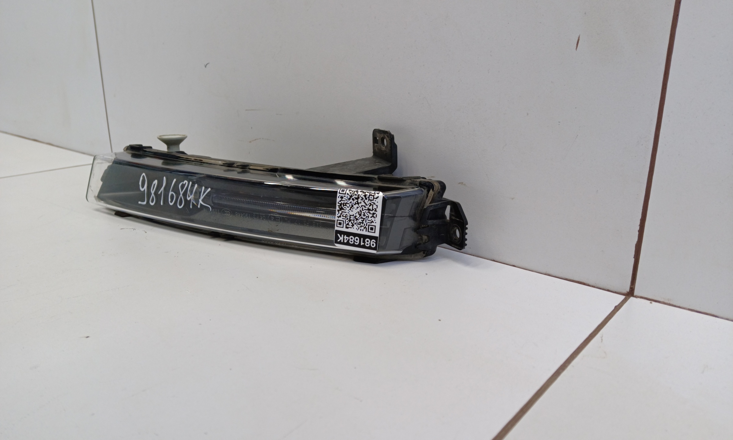 Фара ПТФ передняя правая Land Rover Range Rover Sport 2 Restail